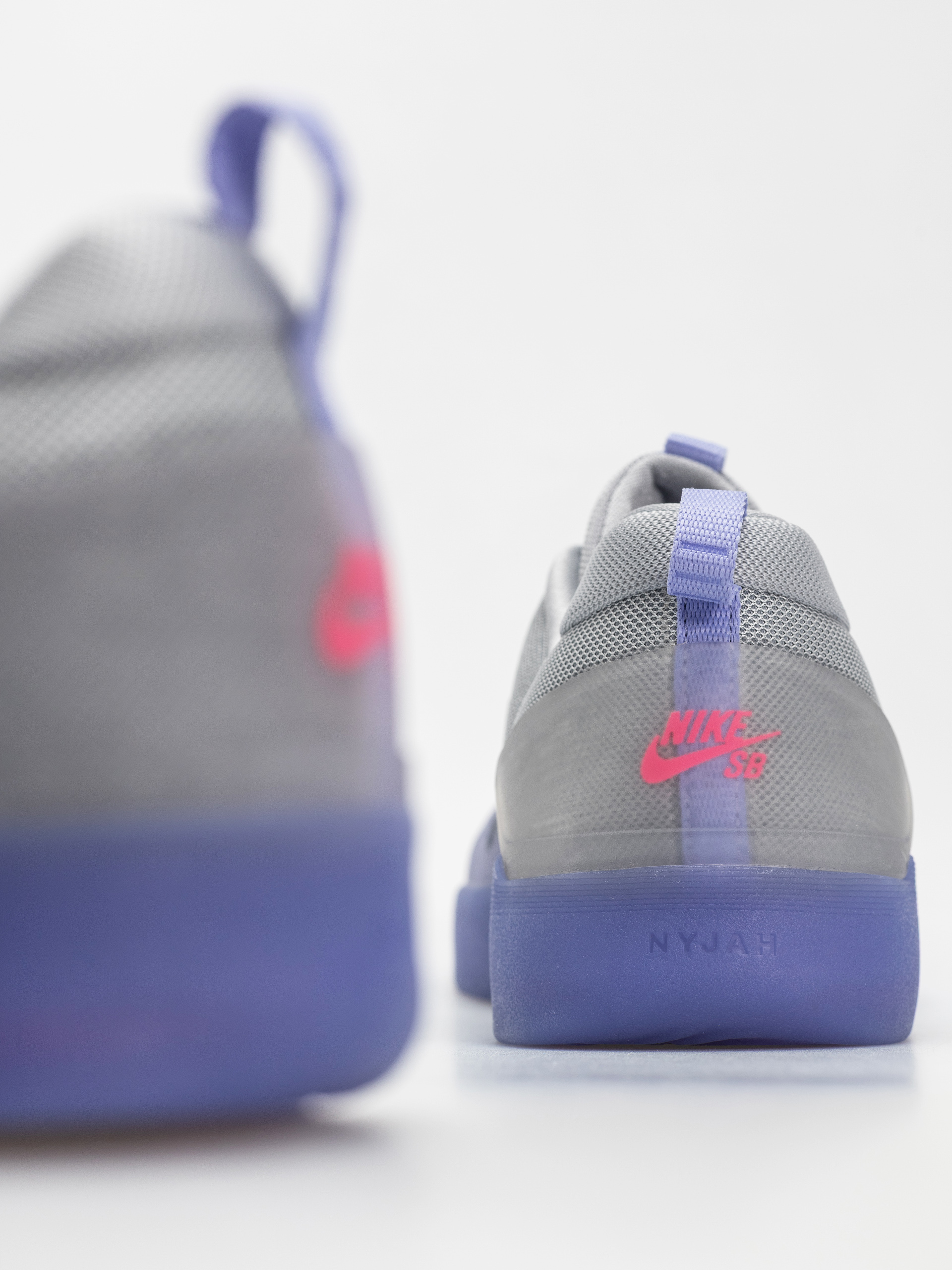 Boty Nike SB Zoom Nyjah 4 (light thistle/black light thistle)