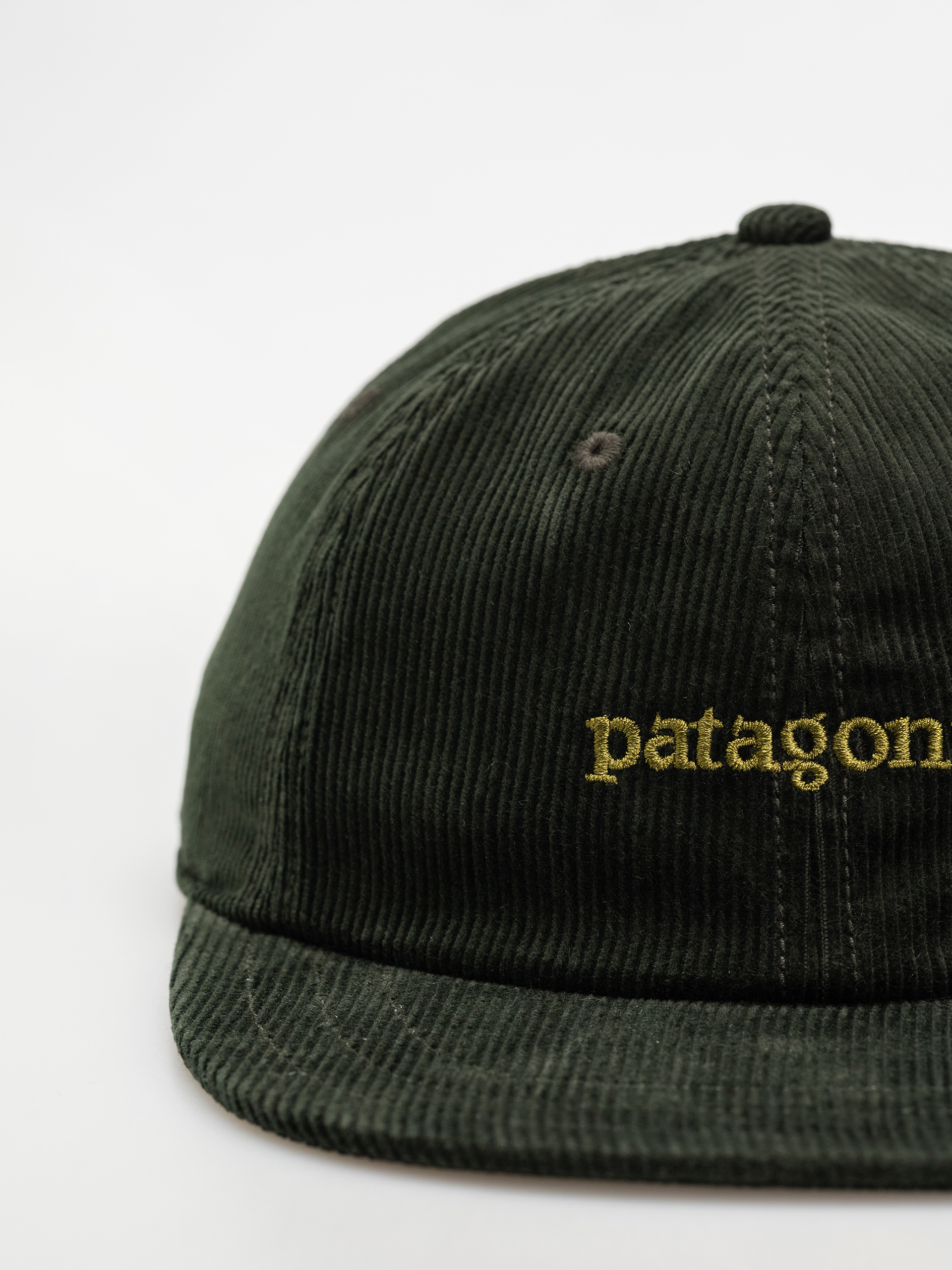 Kšiltovka  Patagonia Corduroy (text logo old growth green)