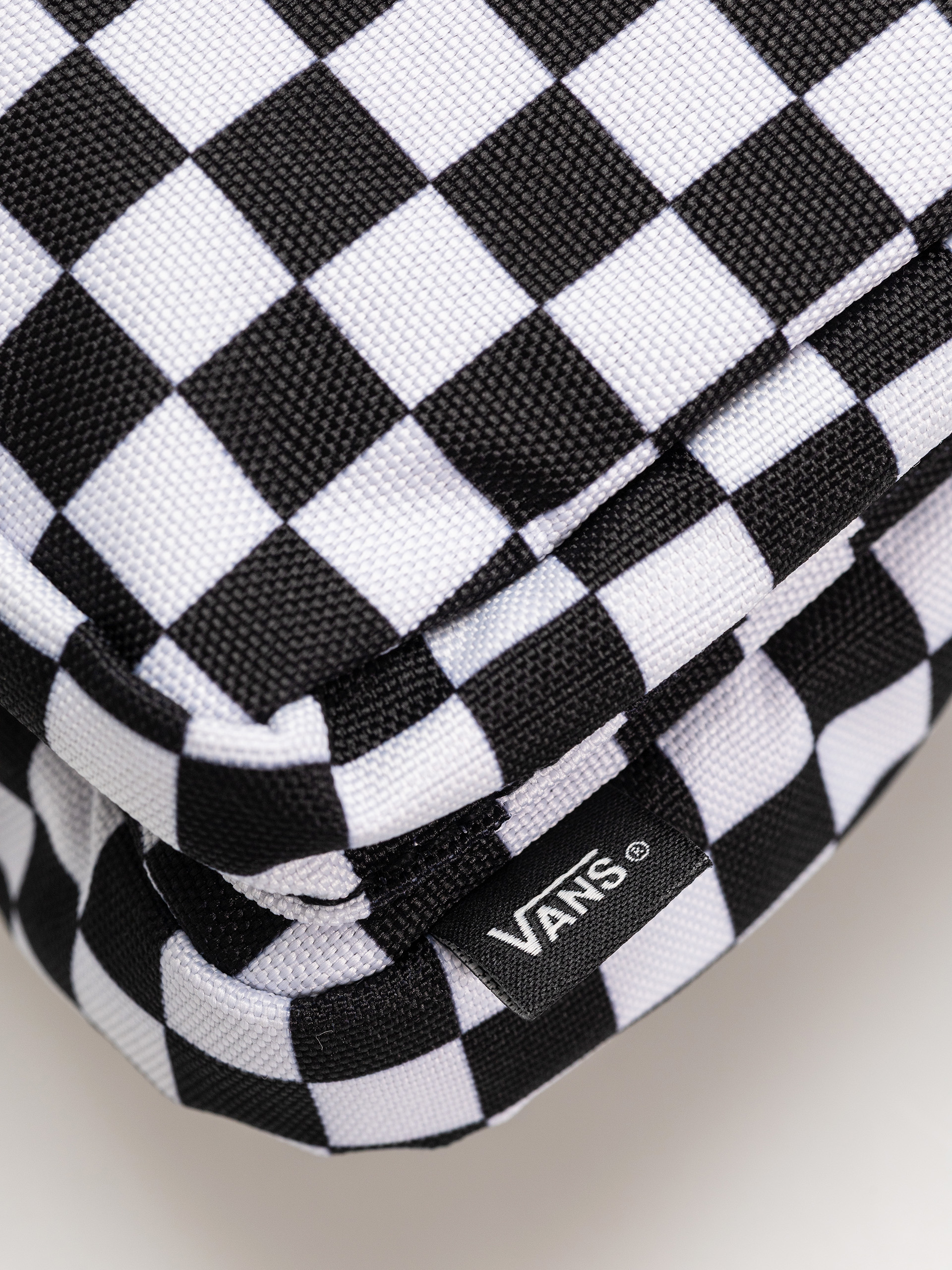 Taška Vans Bail Convertible Cross Body (black/white)