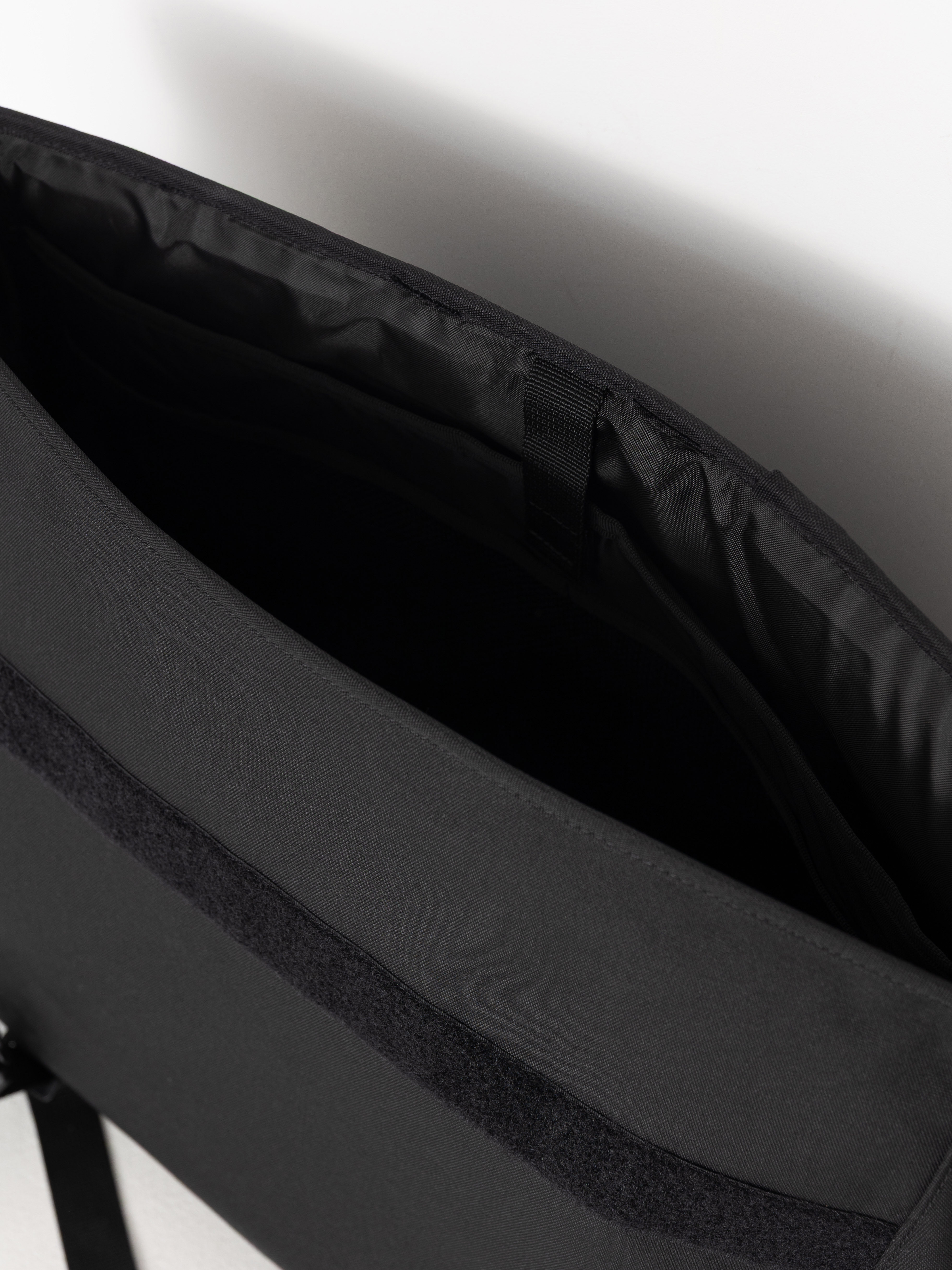 Taška Carhartt WIP Jake Messenger (black)