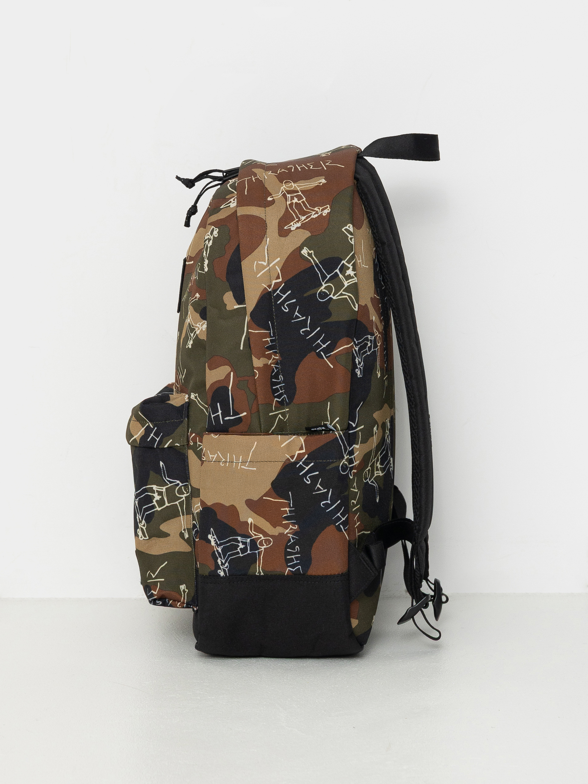 Batoh Herschel Supply Co. X Thrasher Gonz Classic XL (woodland camo)