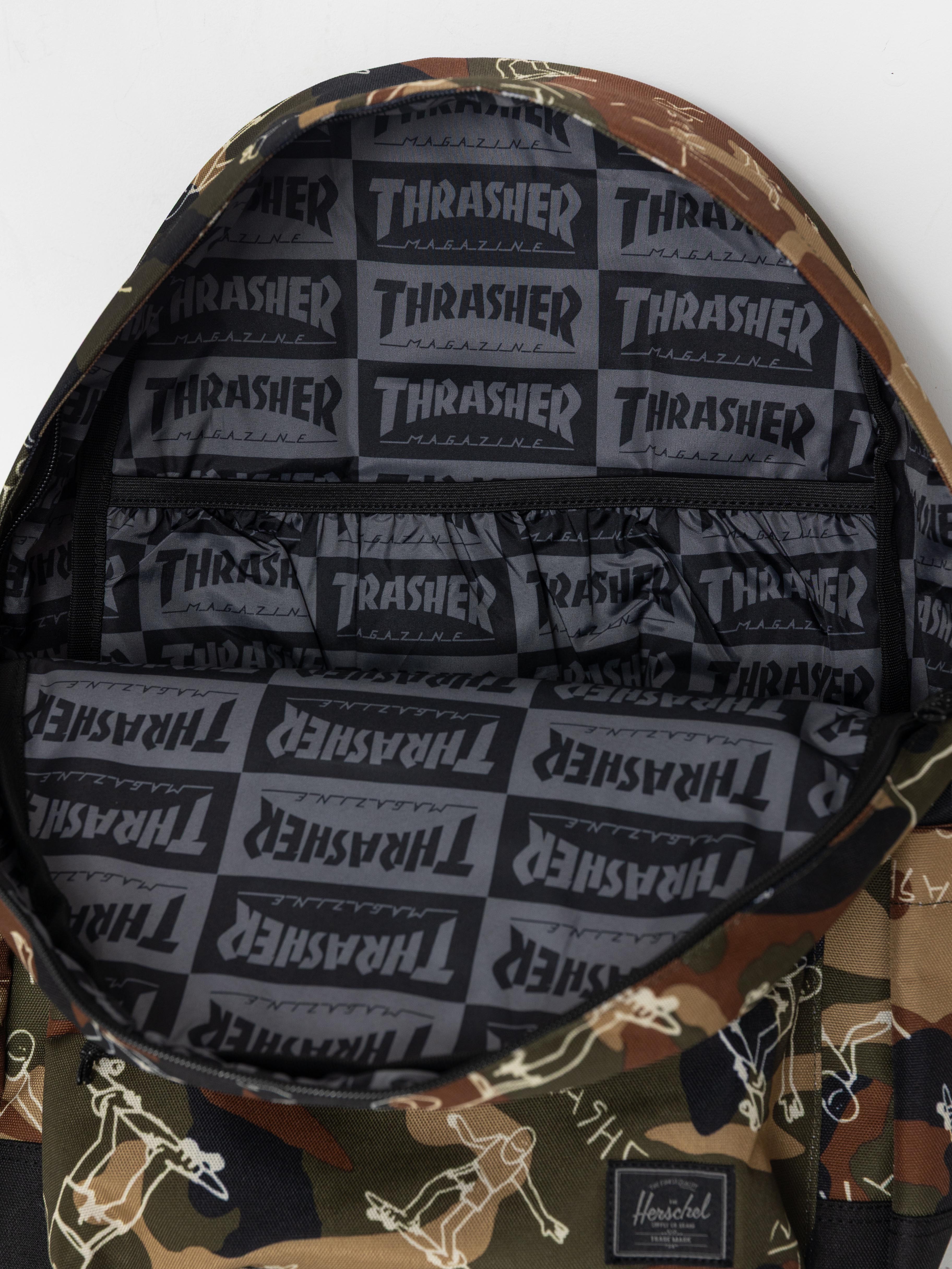 Batoh Herschel Supply Co. X Thrasher Gonz Classic XL (woodland camo)