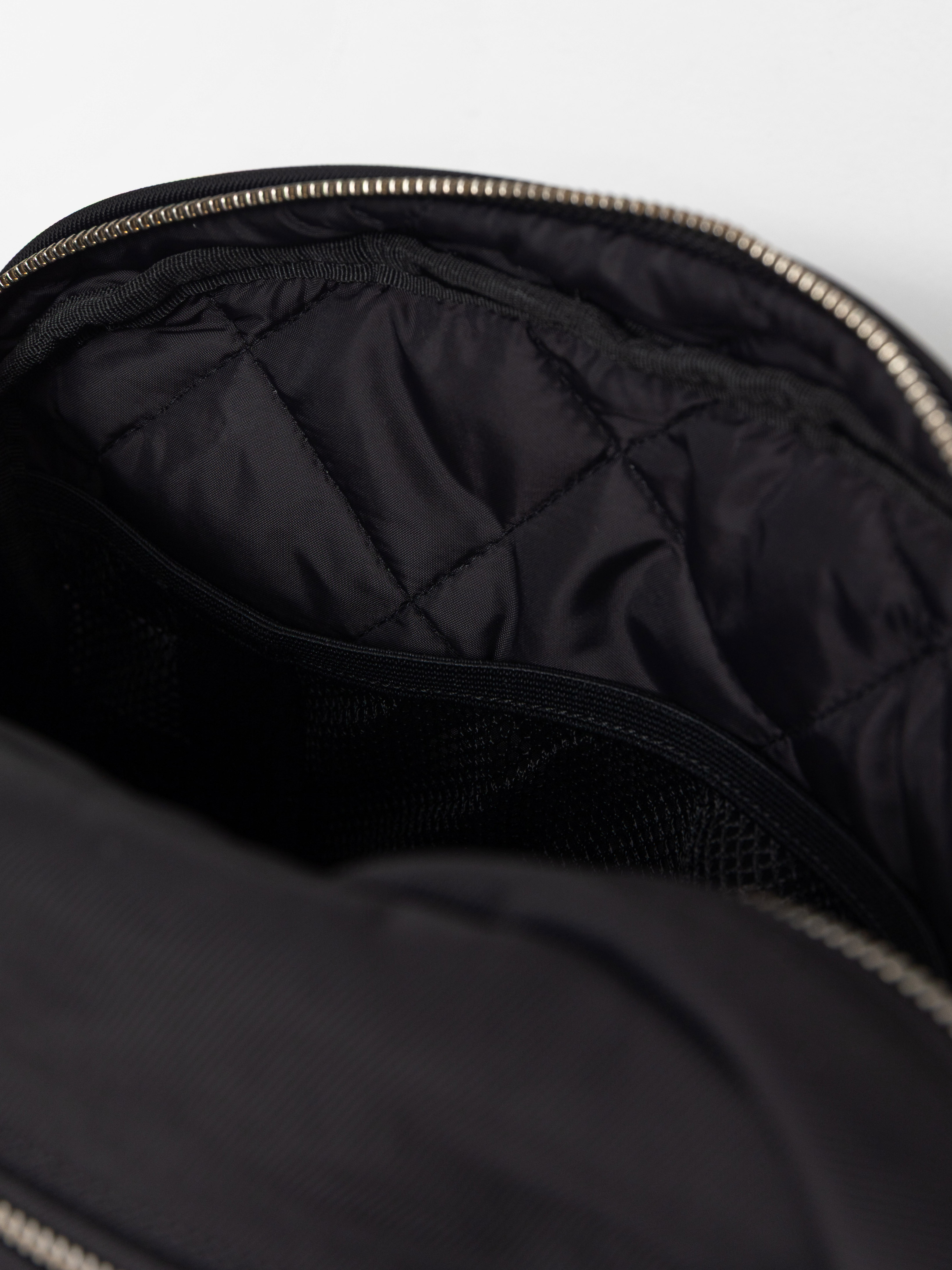 Kabelka Carhartt WIP Leroy (black)