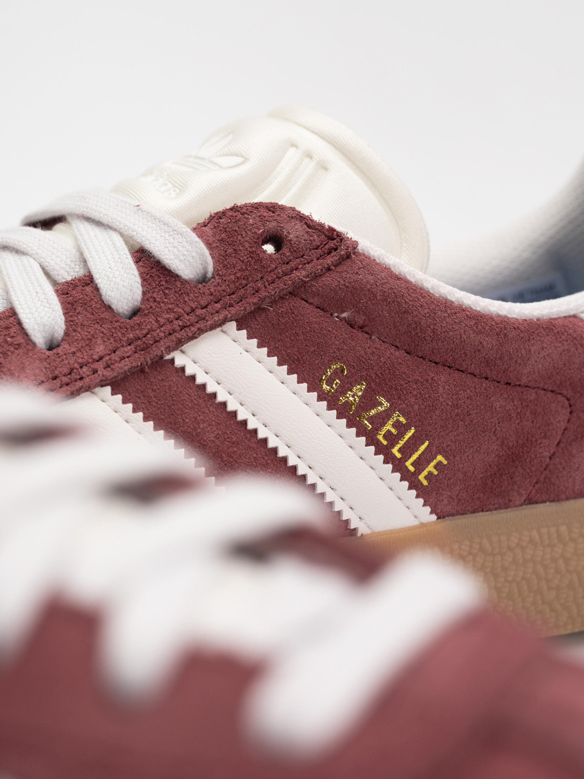 Boty adidas Gazelle Adv (shared/crywht/goldmt)