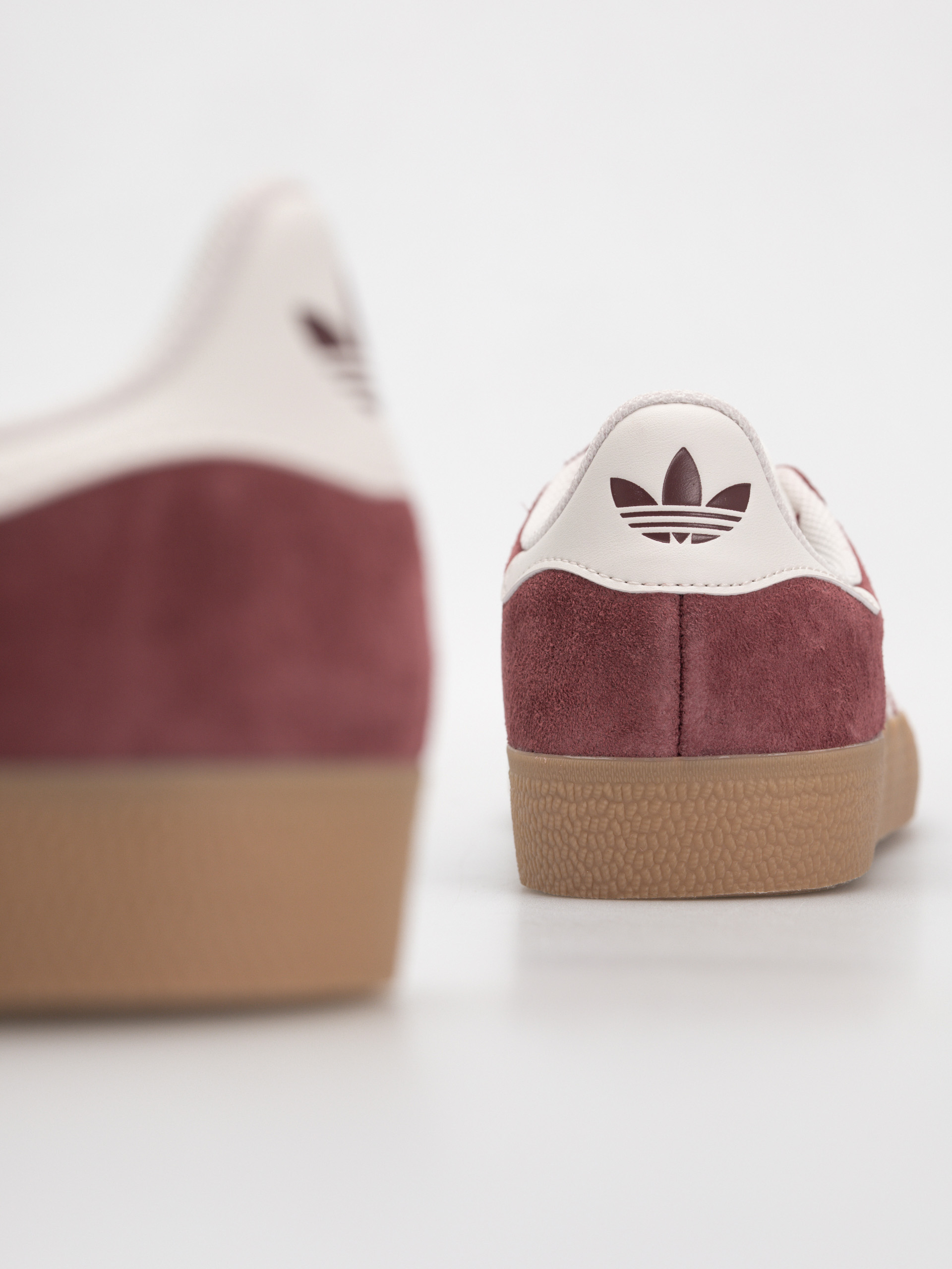 Boty adidas Gazelle Adv (shared/crywht/goldmt)