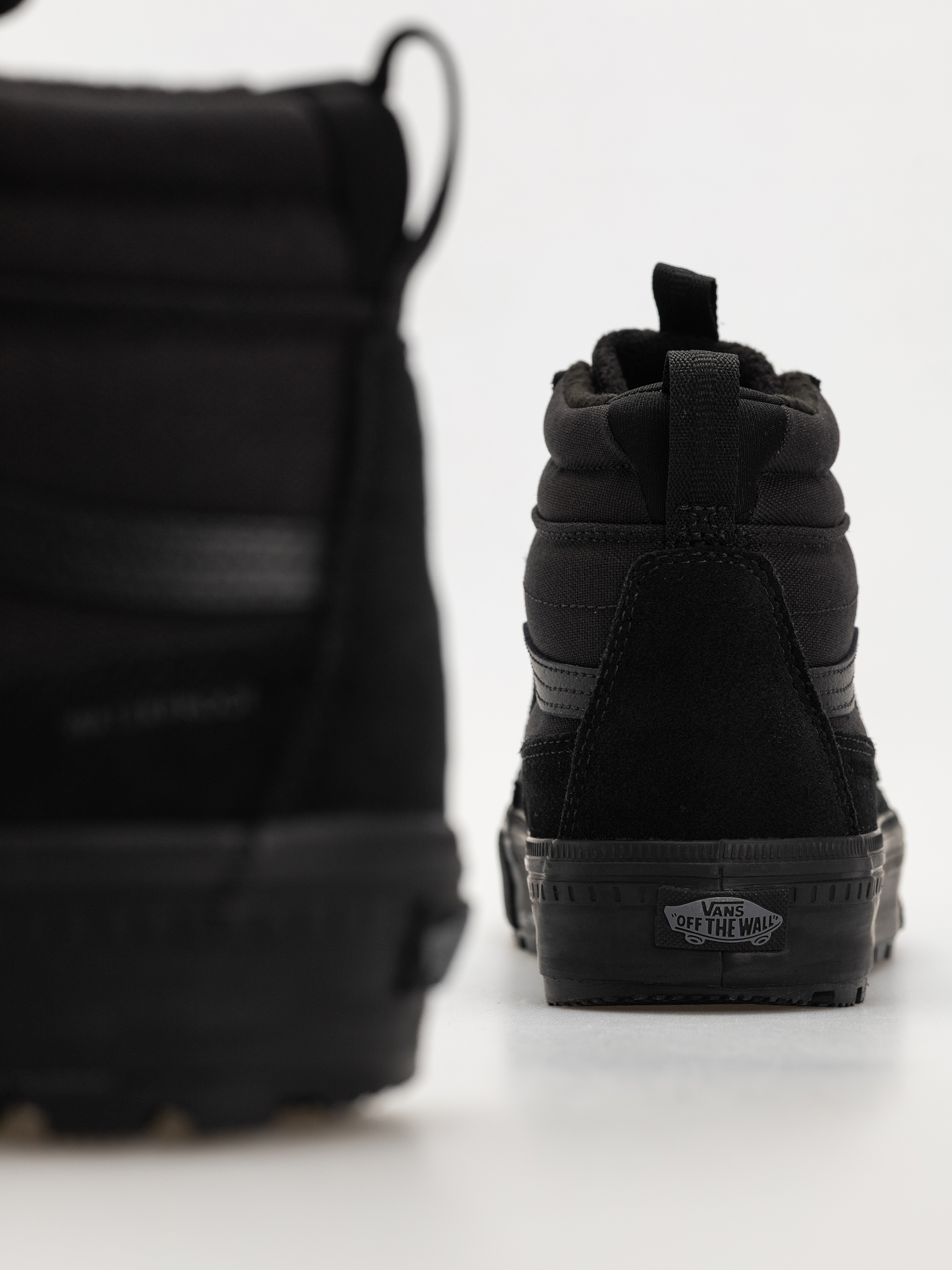 Boty Vans Mte Sk8 Hi Waterproof Insulated (black/black)