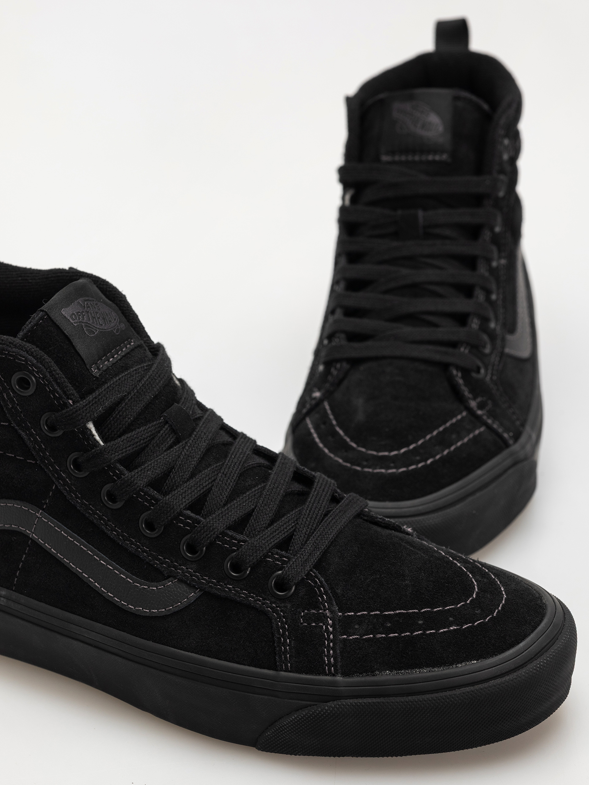 Boty Vans Mte Sk8 Hi Insulated (black/black)