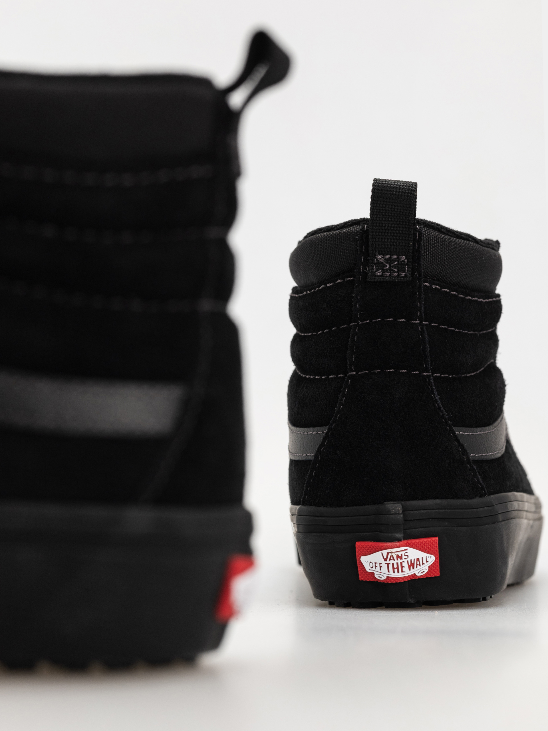 Boty Vans Mte Sk8 Hi Insulated (black/black)
