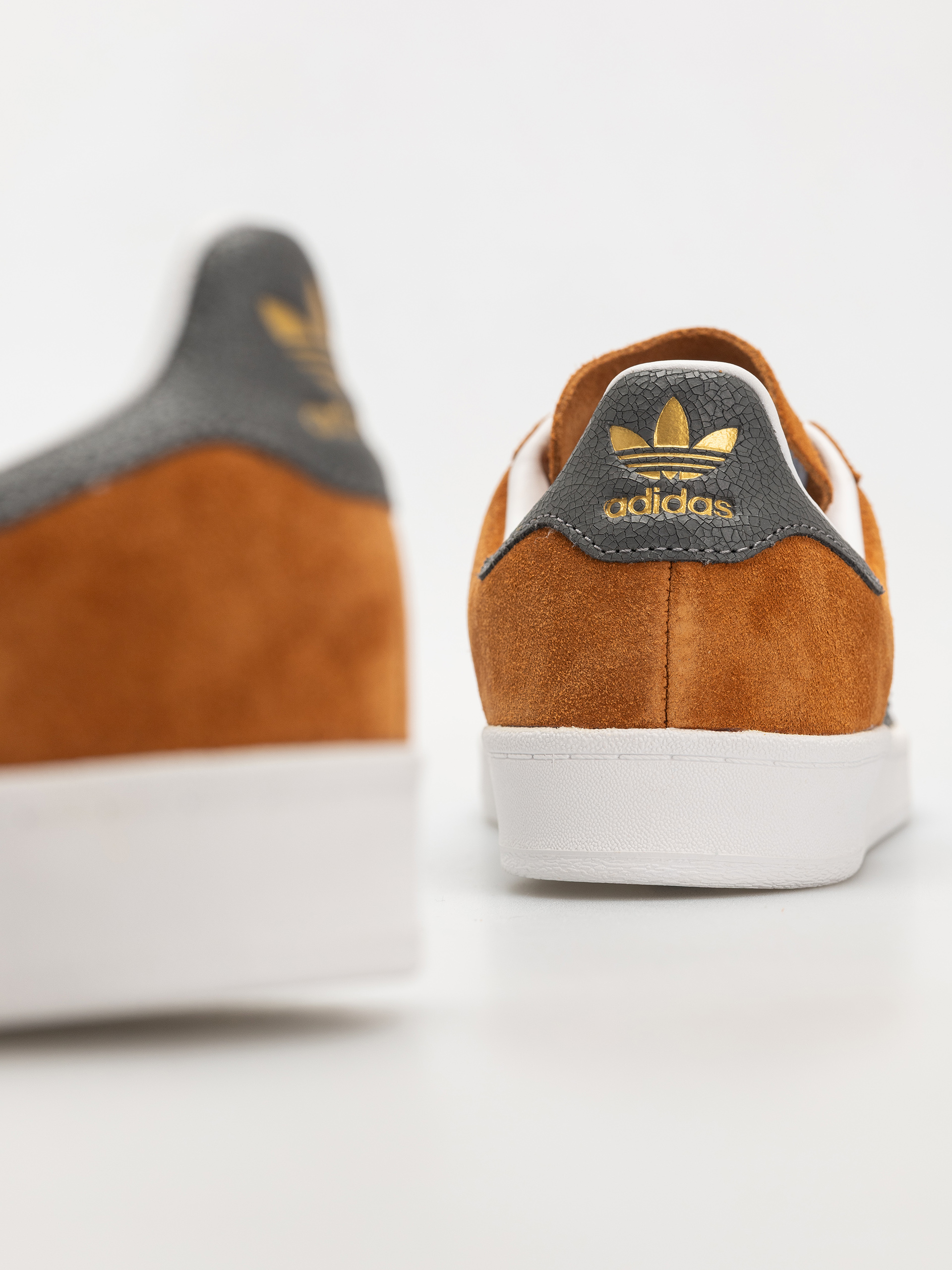 Boty adidas Campus Adv (rusora/grefou/ftwwht)