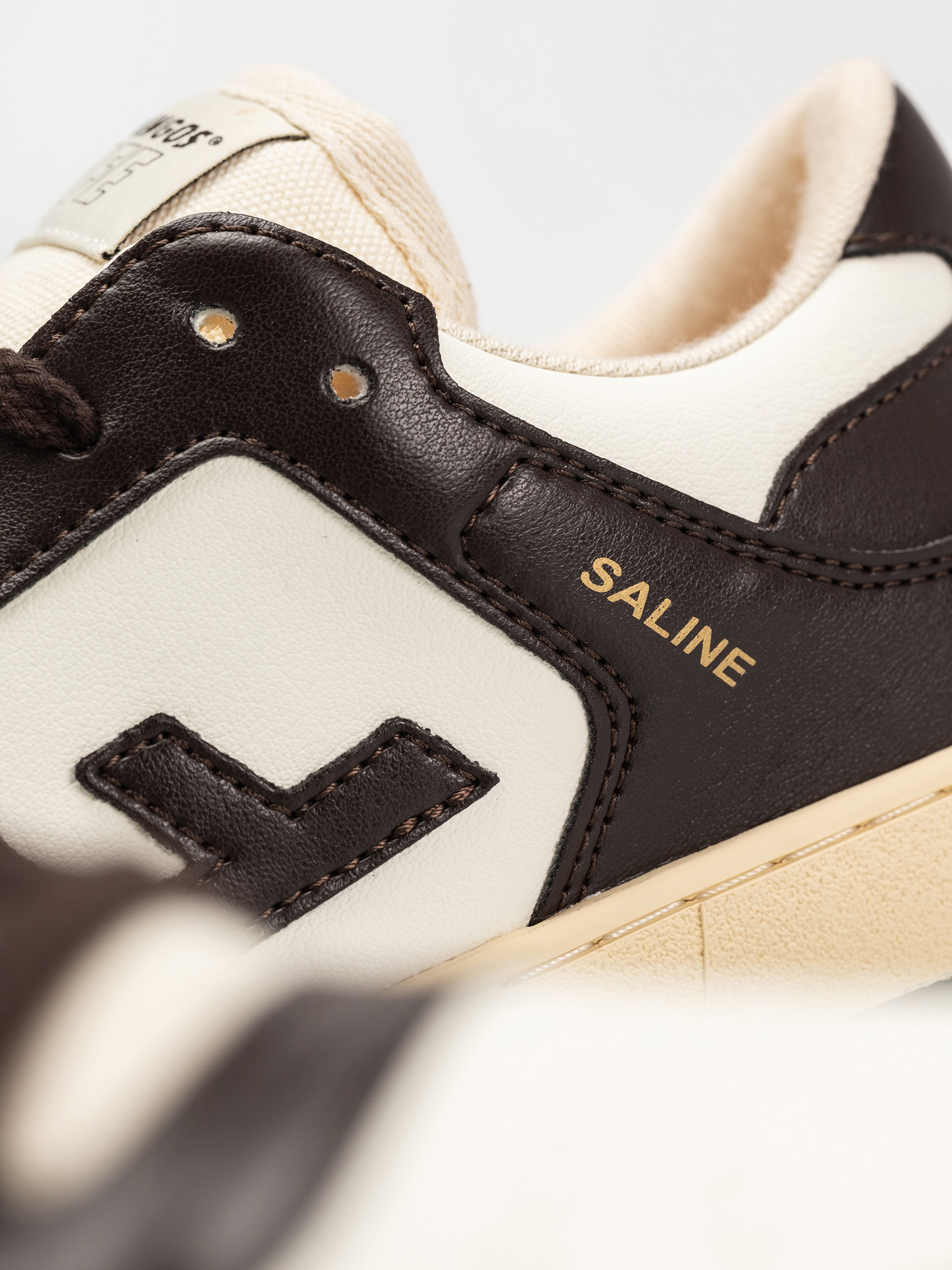 Boty Flamingos Life Saline (browny vanilla)