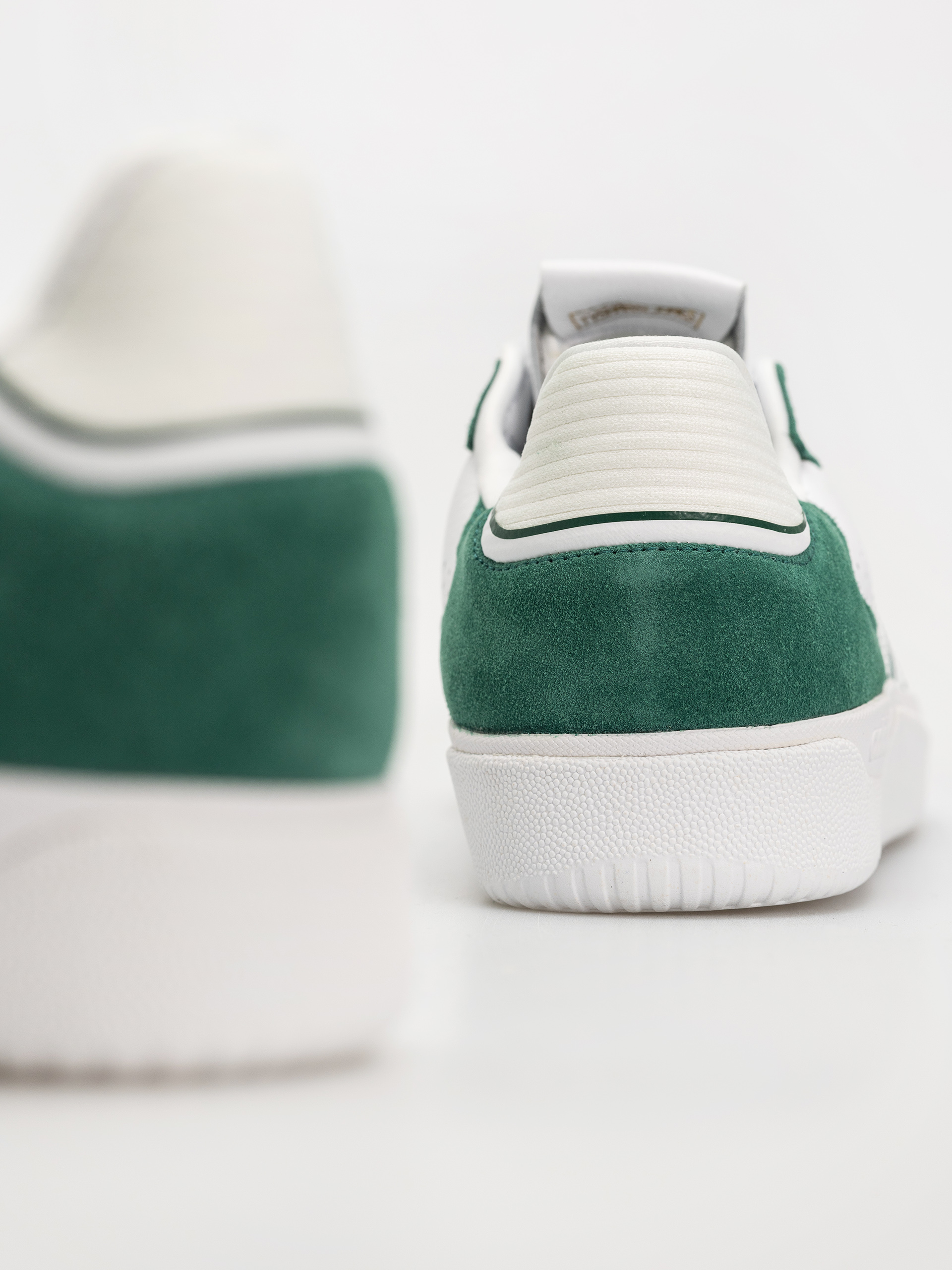 Boty adidas Tyshawn Low (cgreen/cgreen/ftwwht)