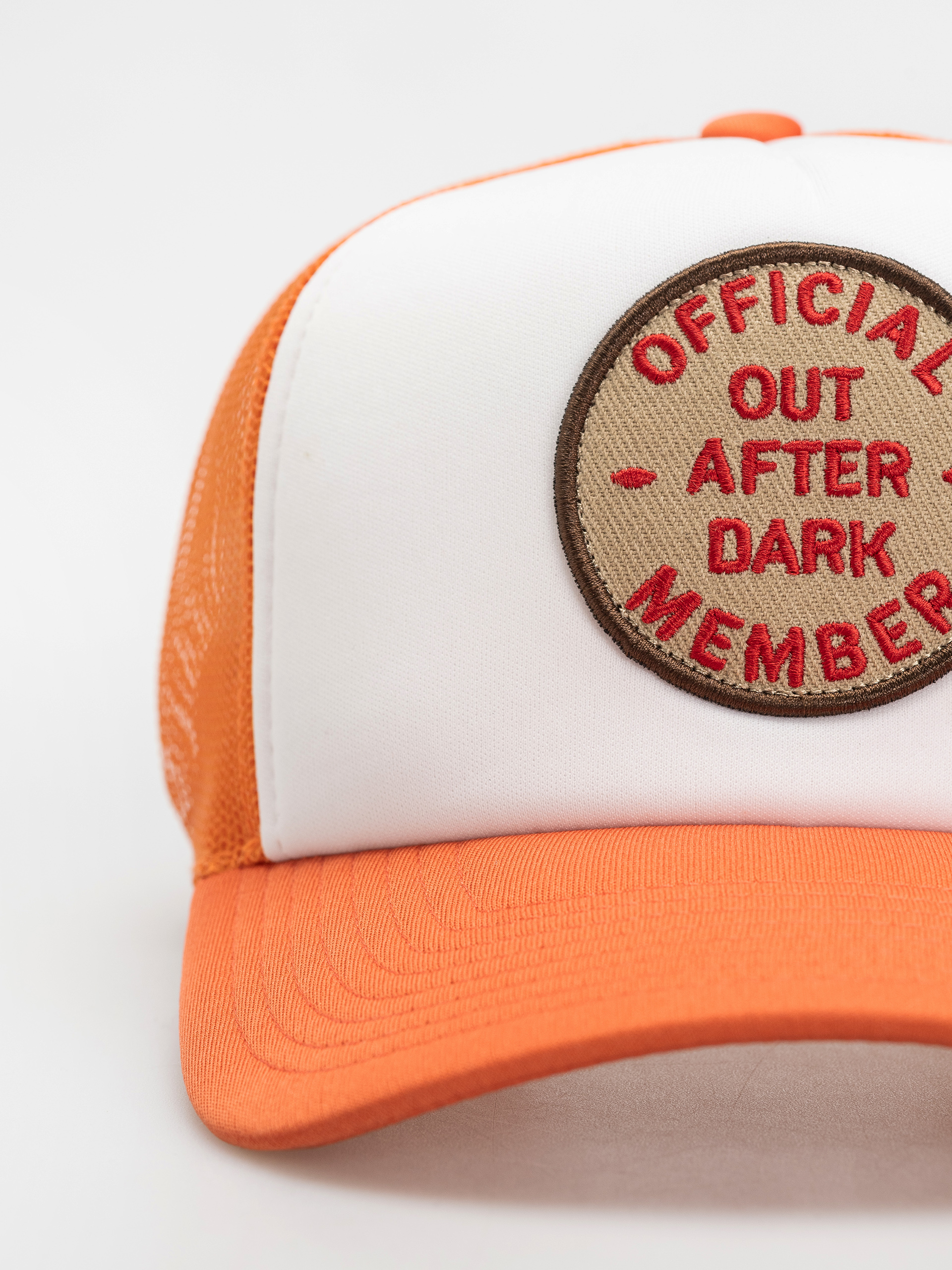 Kšiltovka  Brixton Out After Dark Np Trucker H Wmn (tangerine/off white)