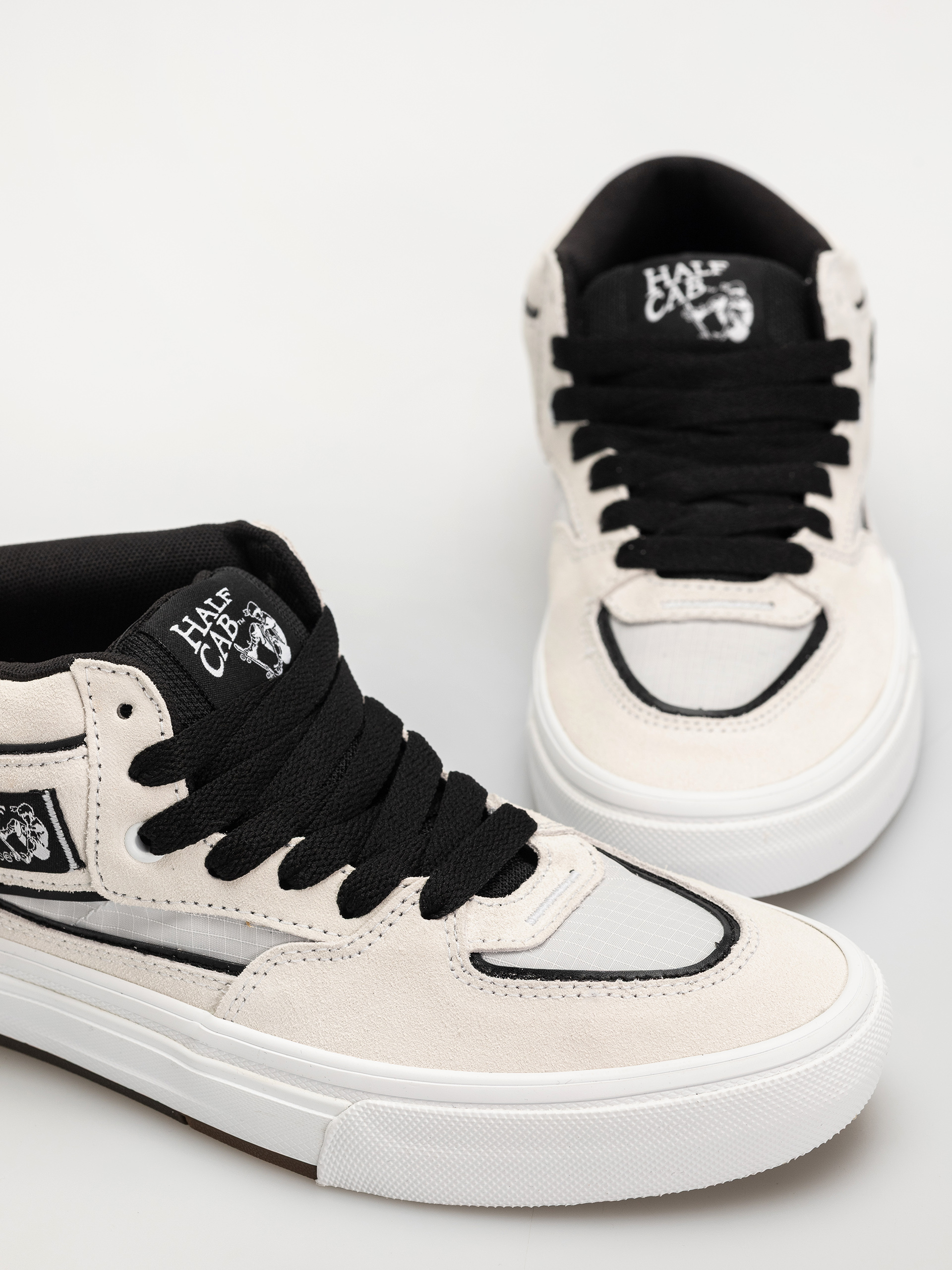 Boty Vans Skate Half Cab Wafflecup (white/black)