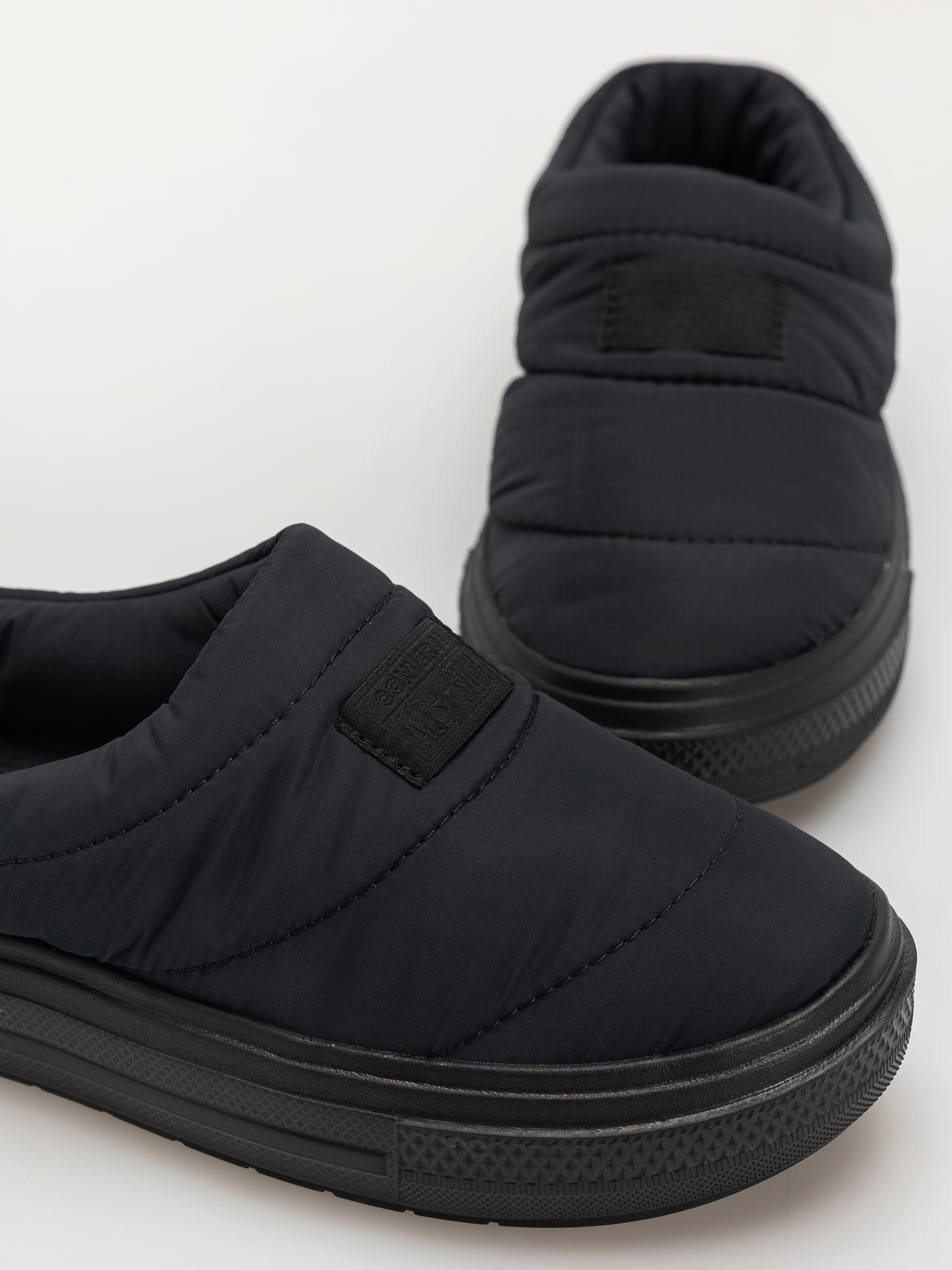 Boty Converse Chuck Taylor All Star Elements Mule (black)