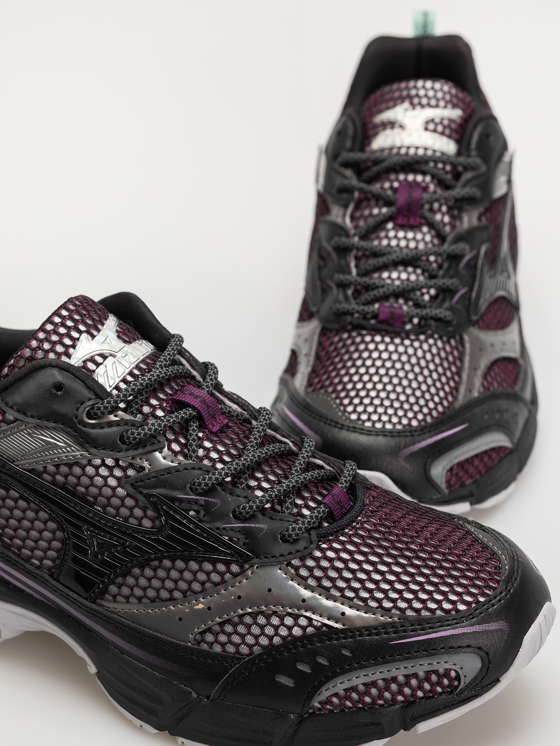 Boty Mizuno MXR (black/black/valerian)