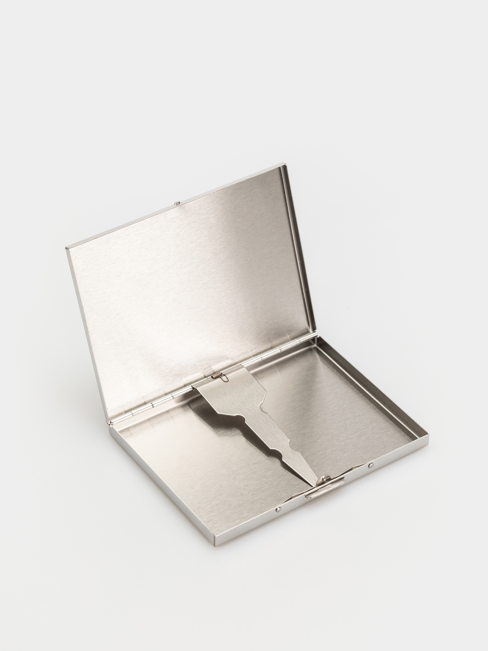 Akcesoria Wasted Paris Crest Metal Cigarette Case (silver)