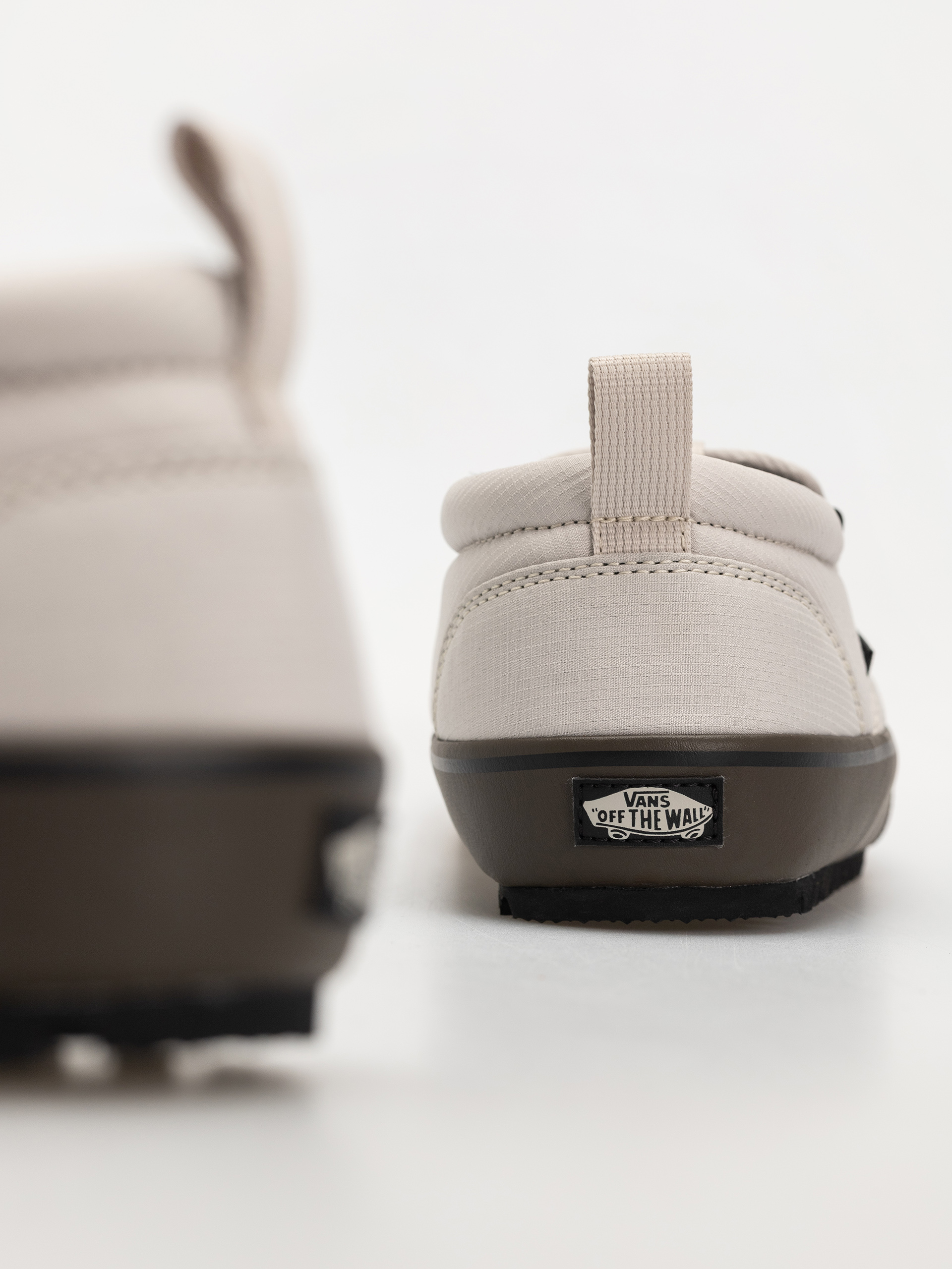 Boty Vans Mte Snow Lodge Slipper Mid (oatmeal/gum)