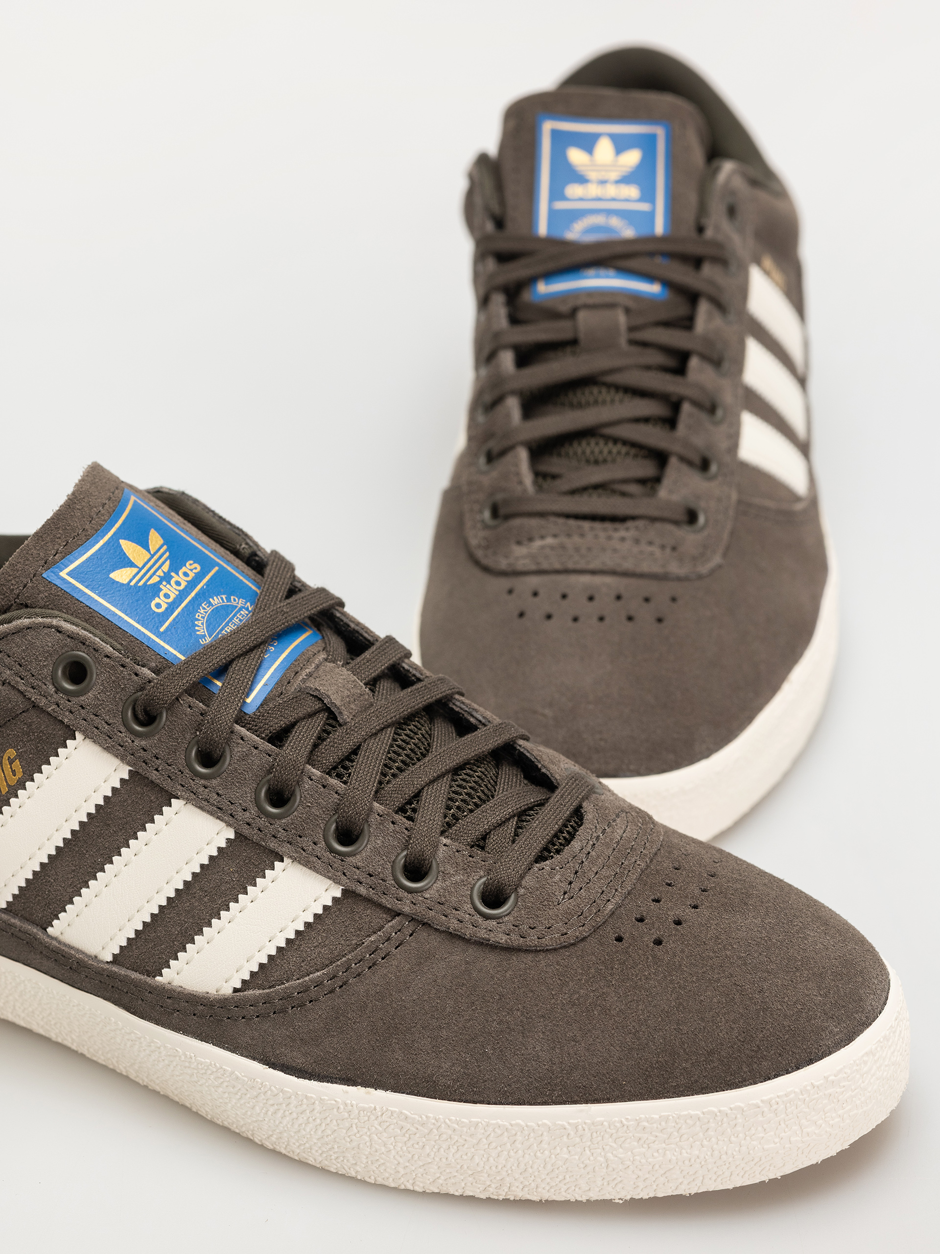 Boty adidas Puig Indoor (shaoli/owhite/blubir)