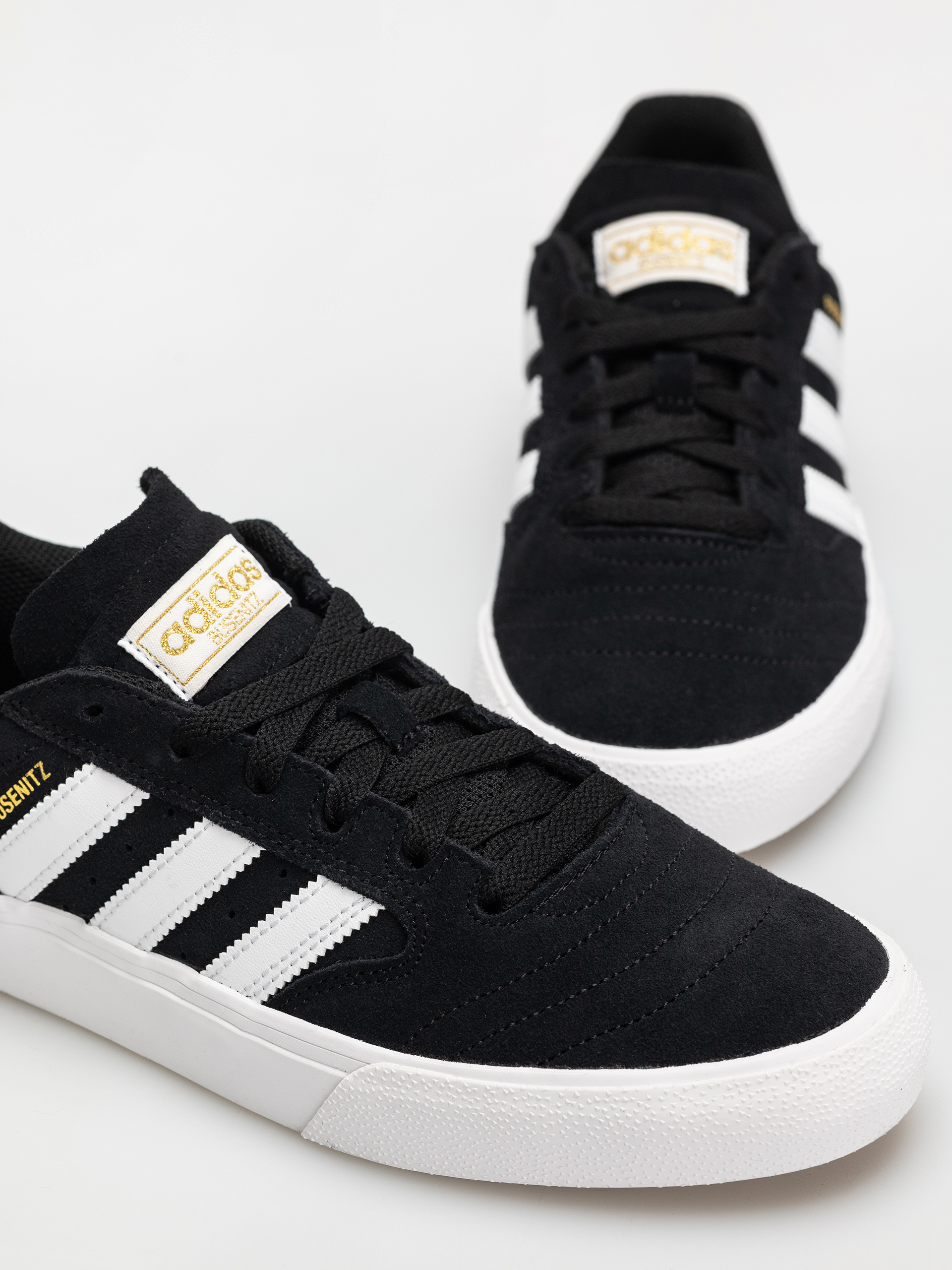 Boty adidas Busenitz Vulc II (cblack/ftwwht/gum4)