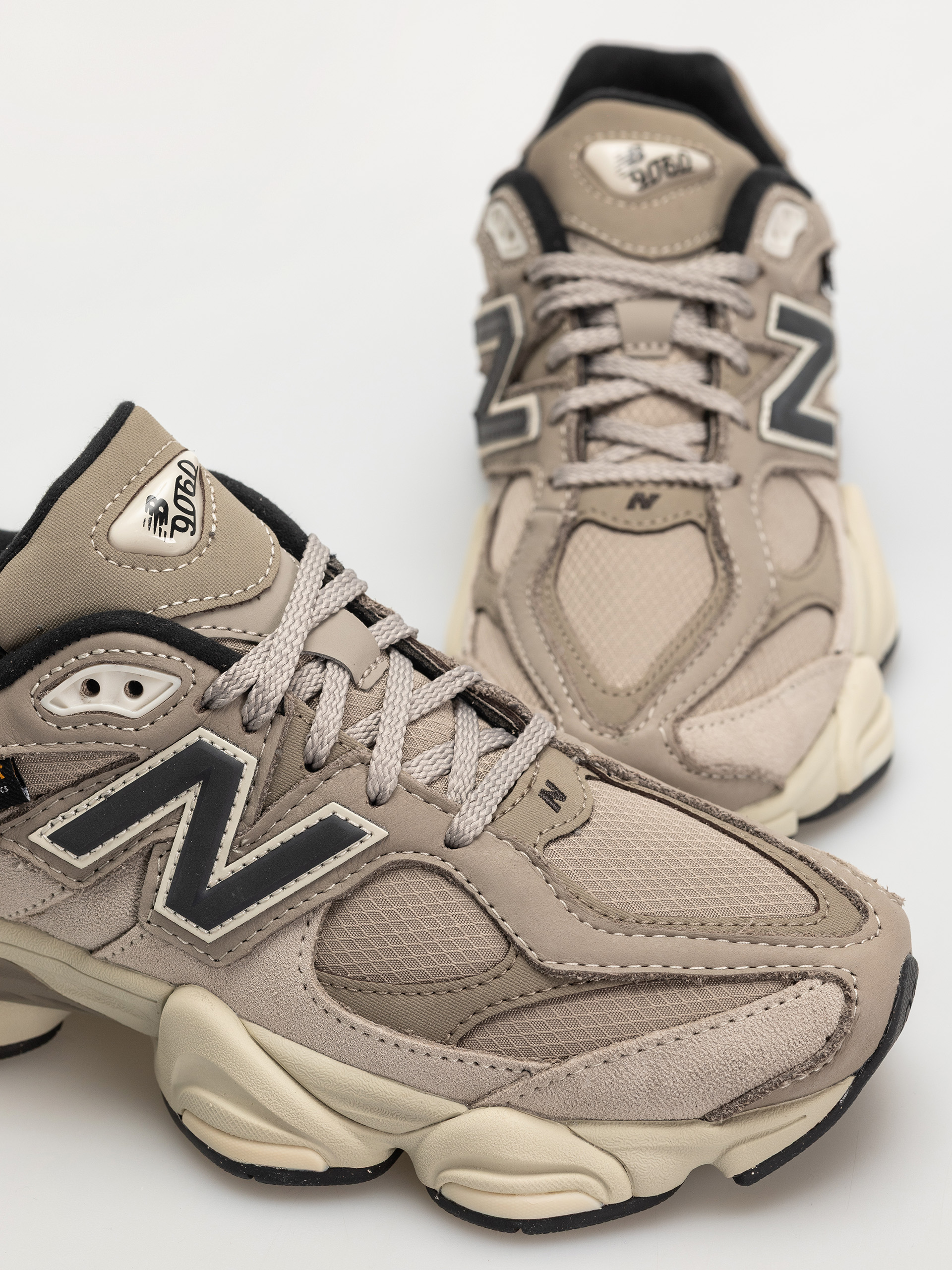 Boty New Balance 9060 (arid stone)