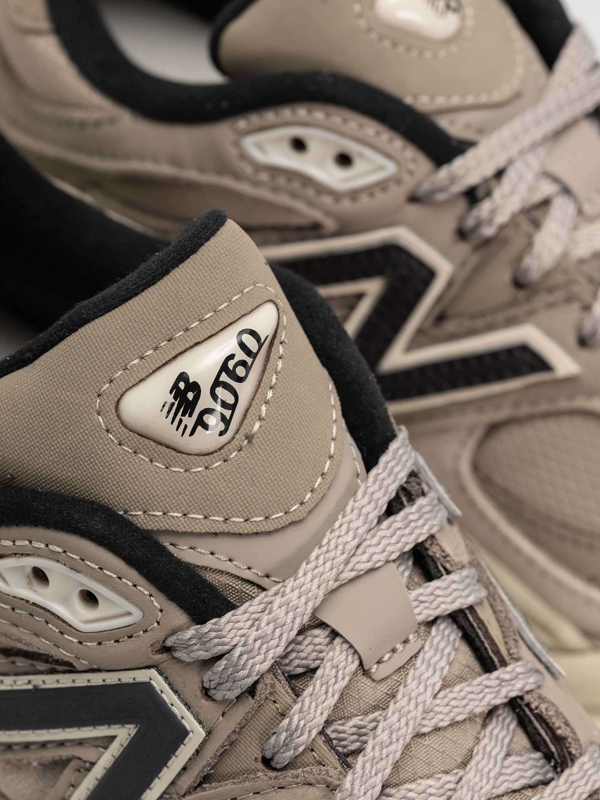 Boty New Balance 9060 (arid stone)