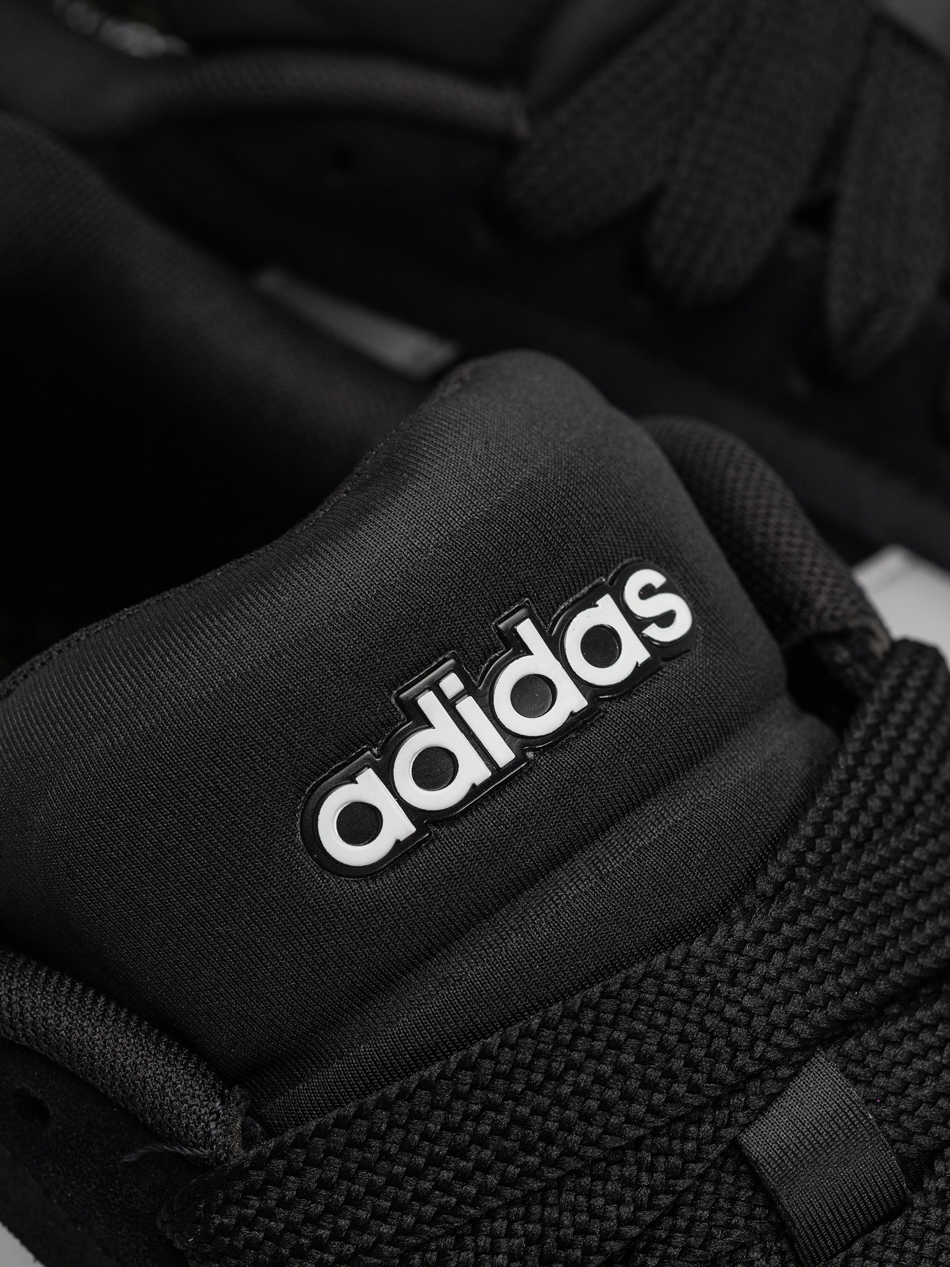 Boty adidas Grand Court Alpha 0 Wmn (cblack/ftwwht/owhite)