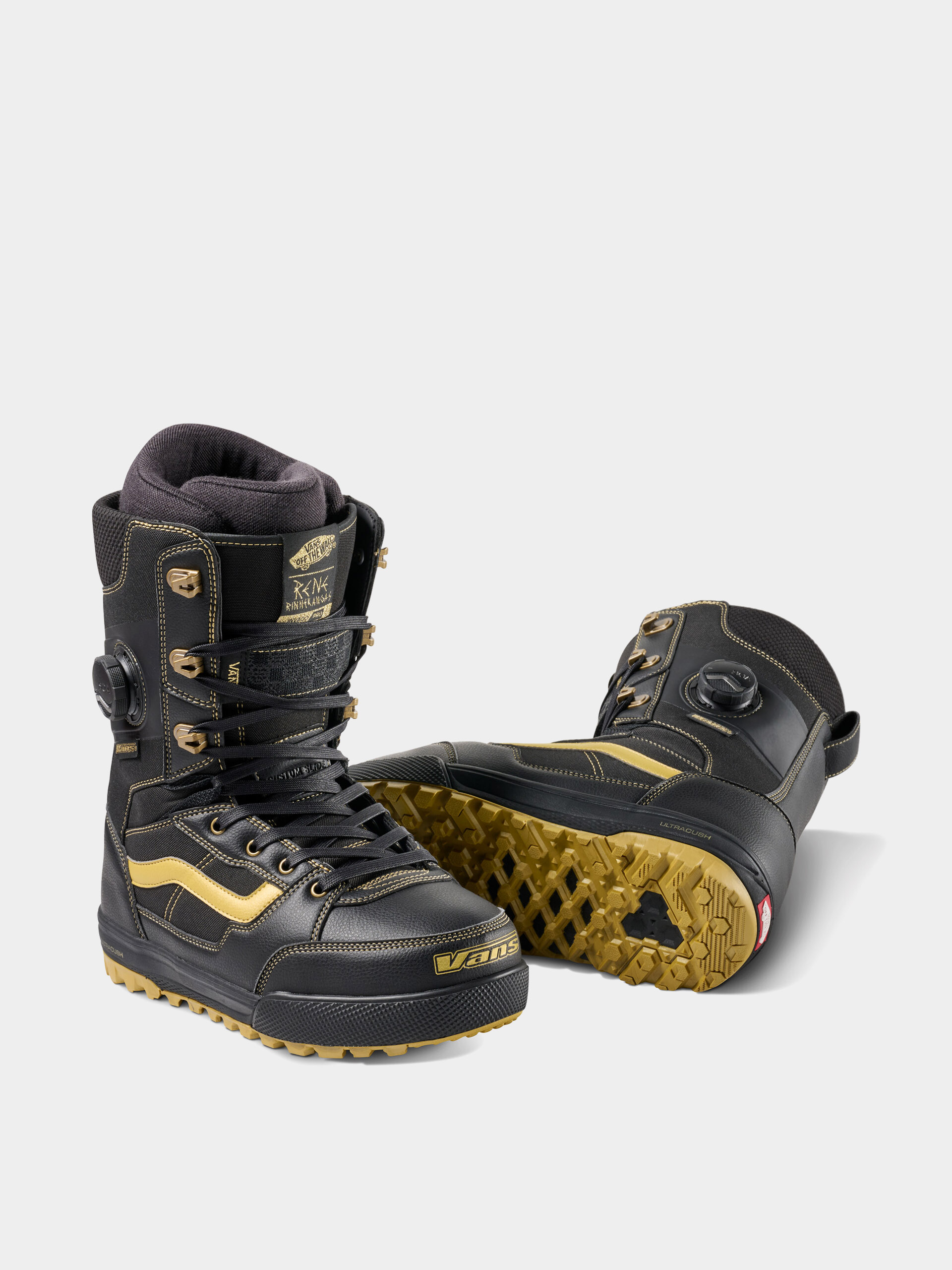 Pánské Boty na snowboard Vans Invado Pro (black/gold)