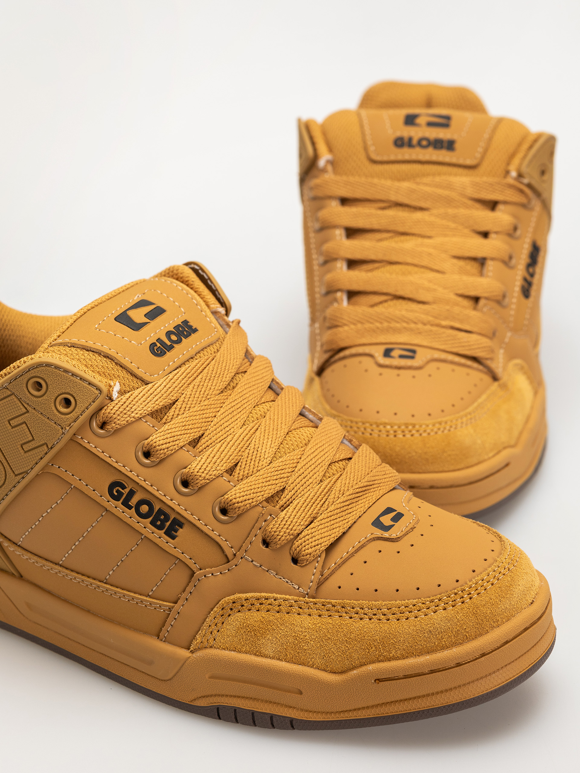 Boty Globe Tilt (honey/gum)