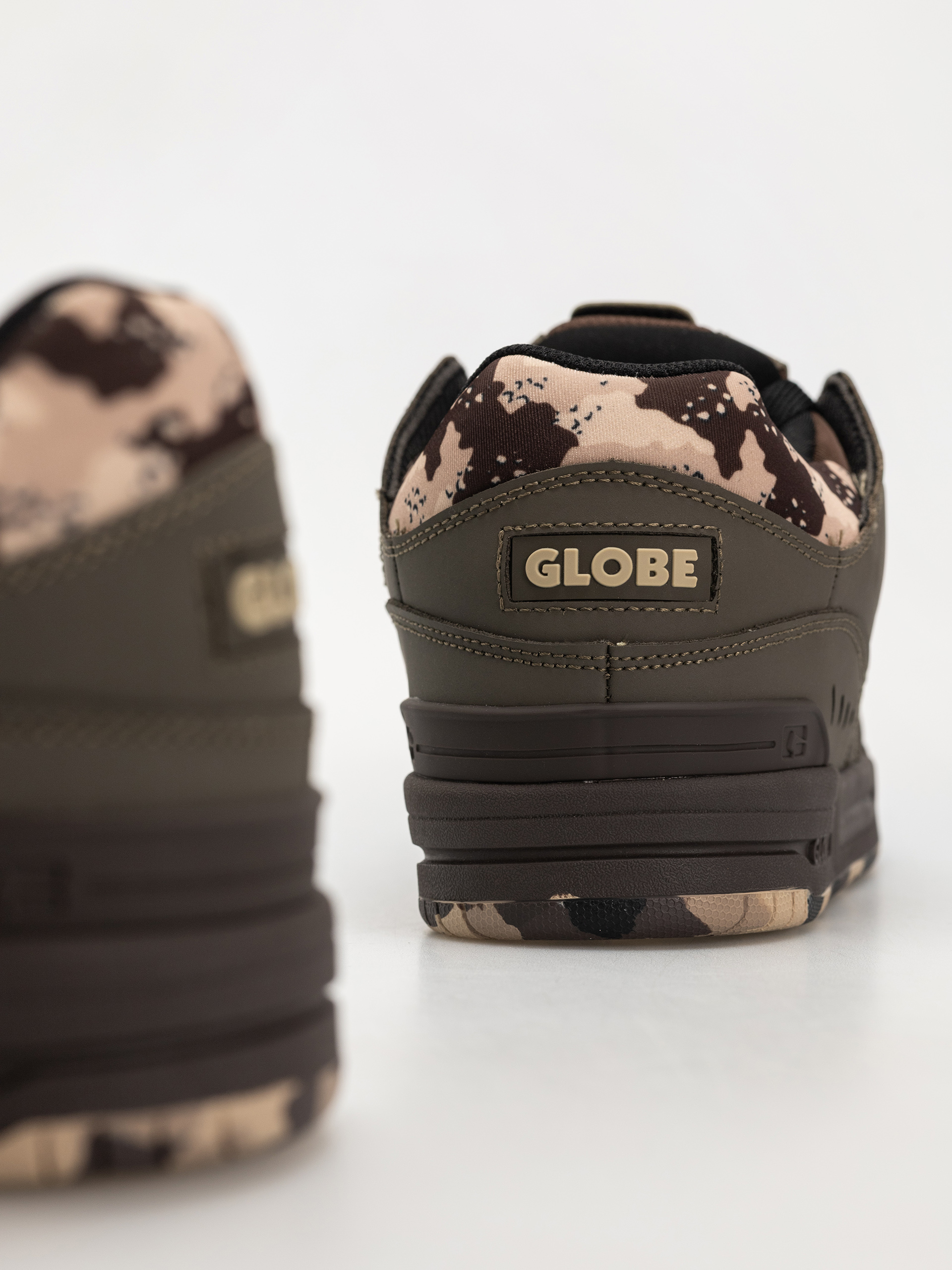 Boty Globe Fusion (mud/camo)