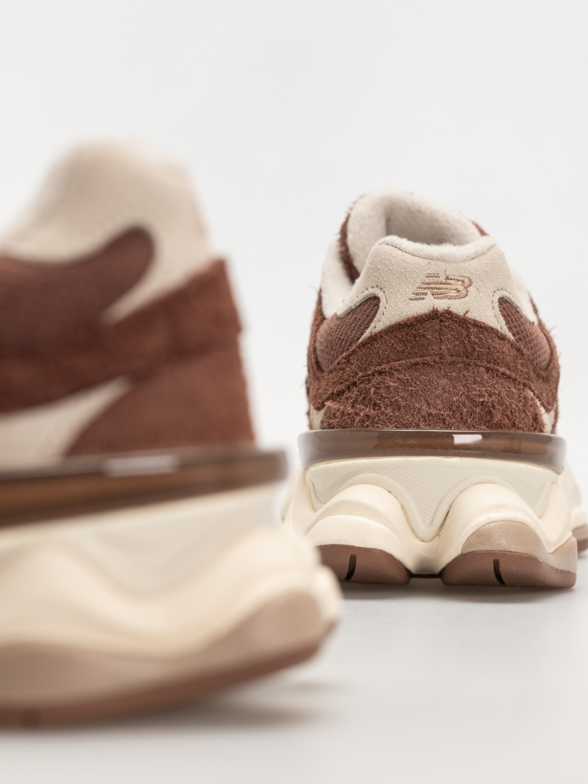 Boty New Balance 9060 (rich oak)