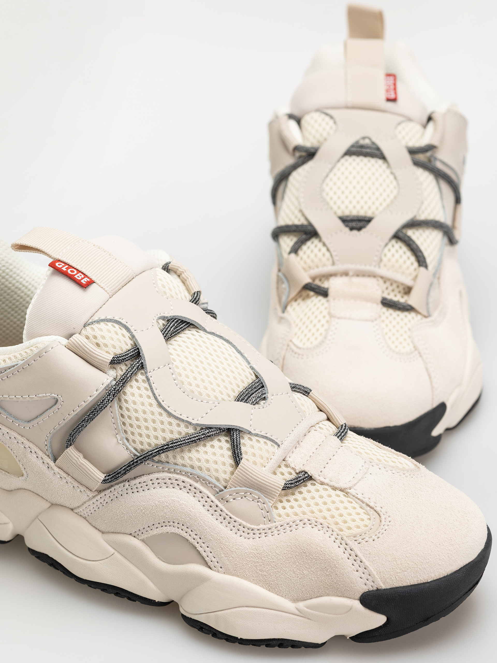 Boty Globe Option Evo (stone/vanilla)