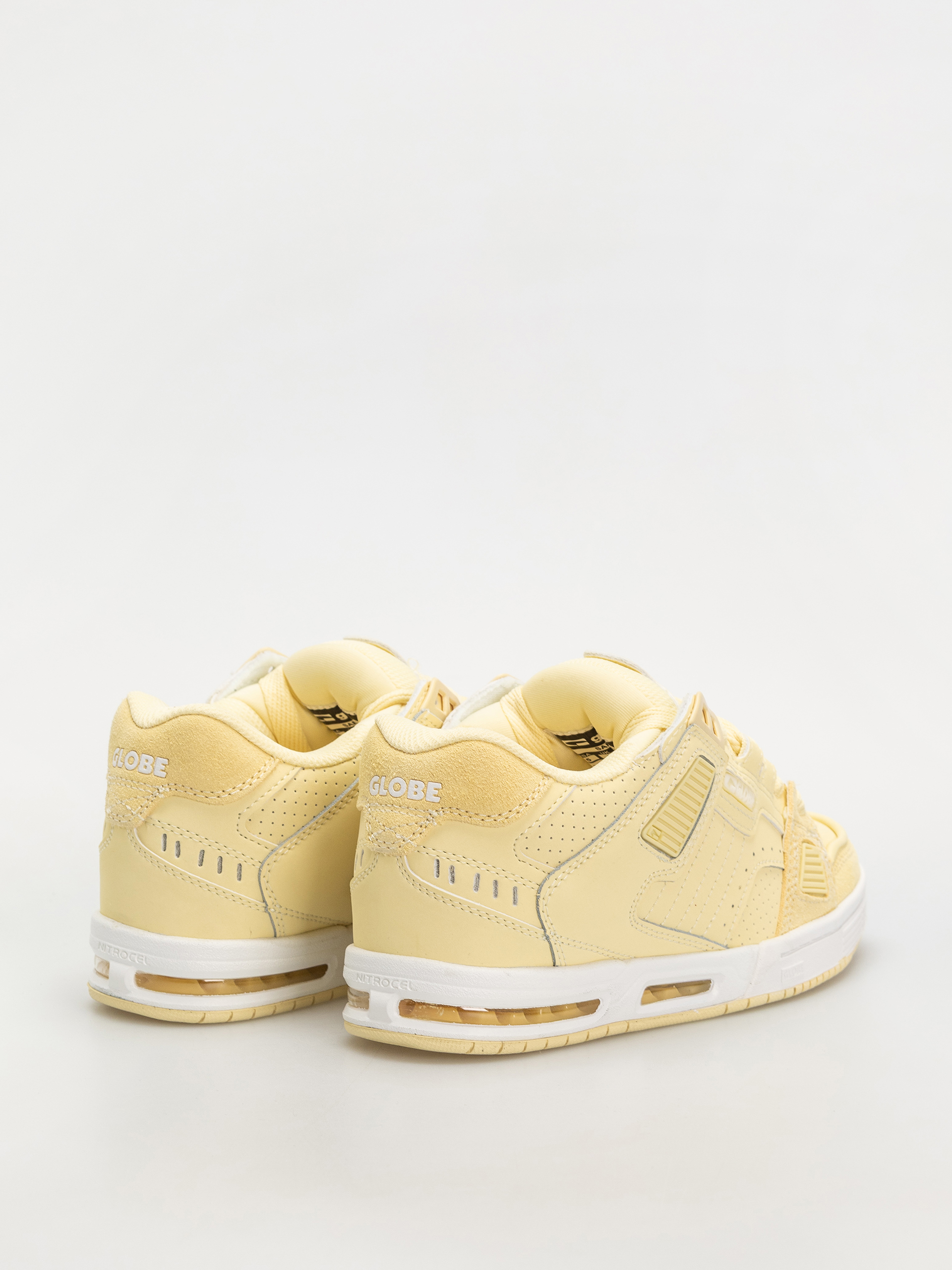 Boty Globe Sabre (butter/cream)
