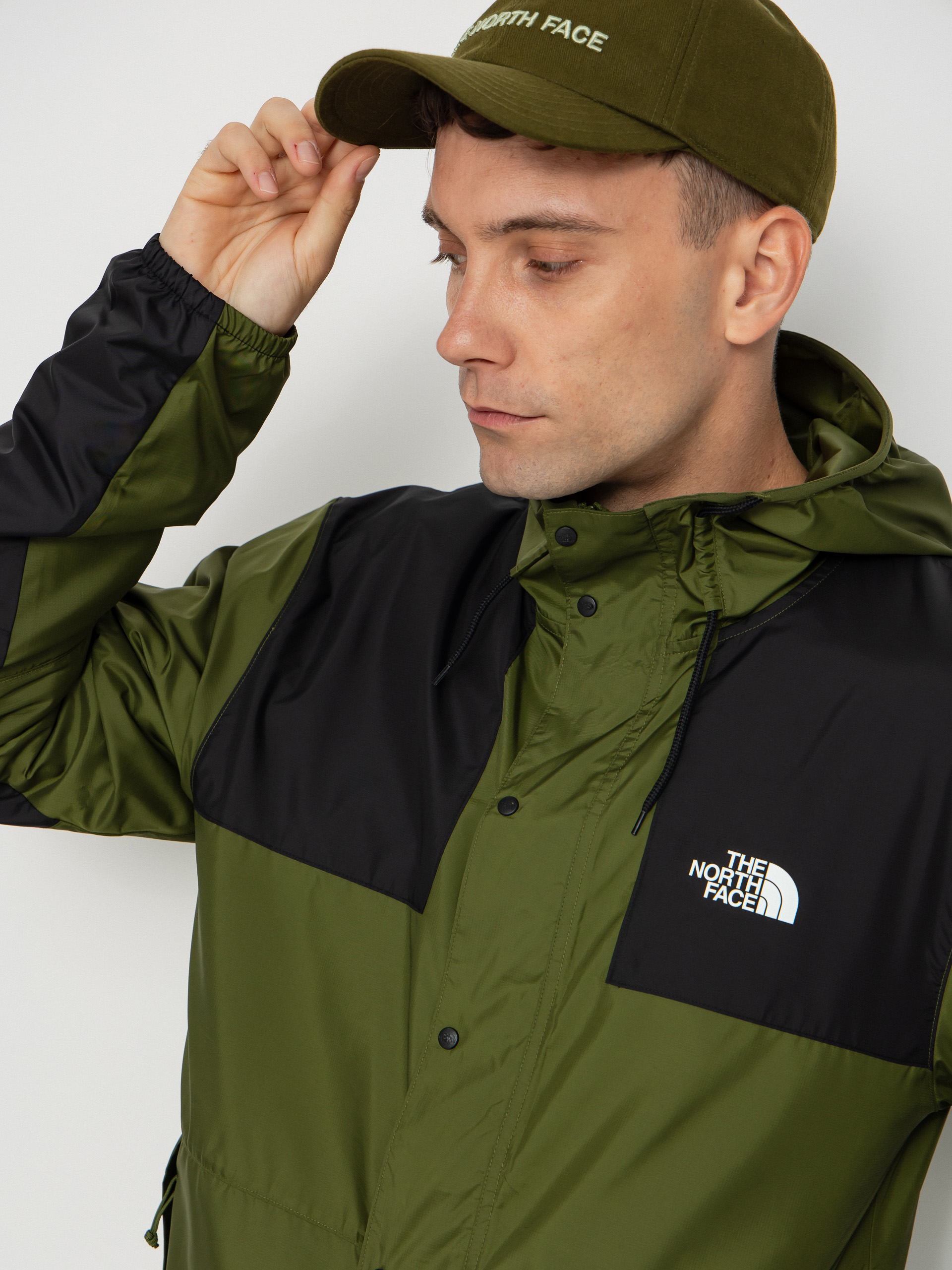 Bunda The North Face Seasonal Mountain (woodland green)
