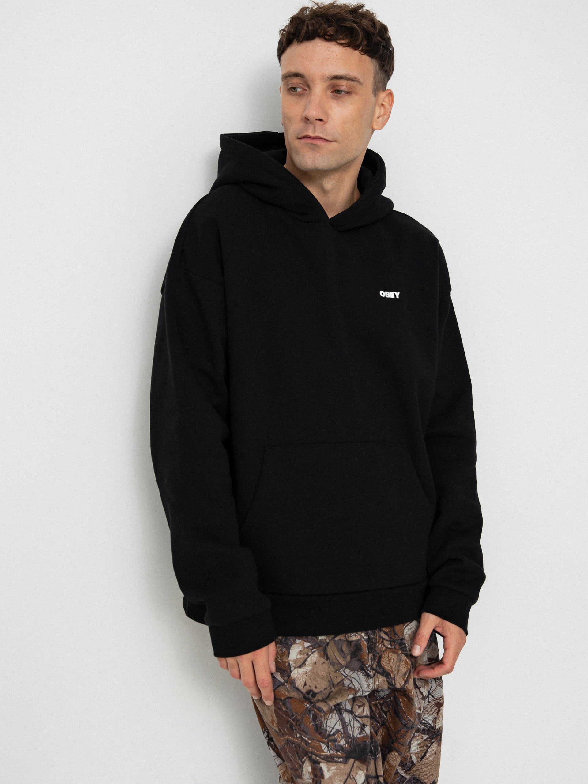 Mikina s kapucí OBEY Bold Star Extra Heavy HD (black)