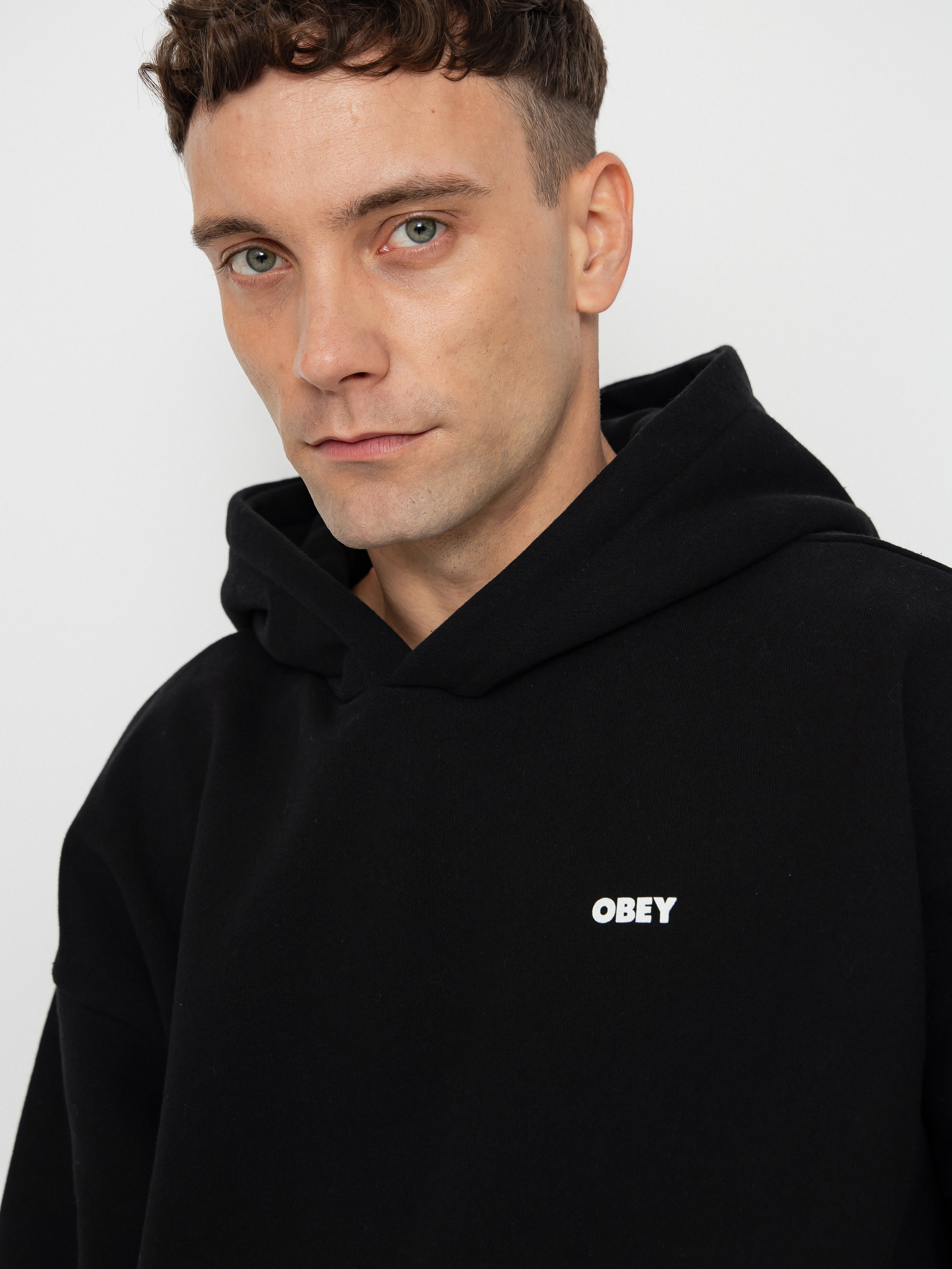 Mikina s kapucí OBEY Bold Star Extra Heavy HD (black)