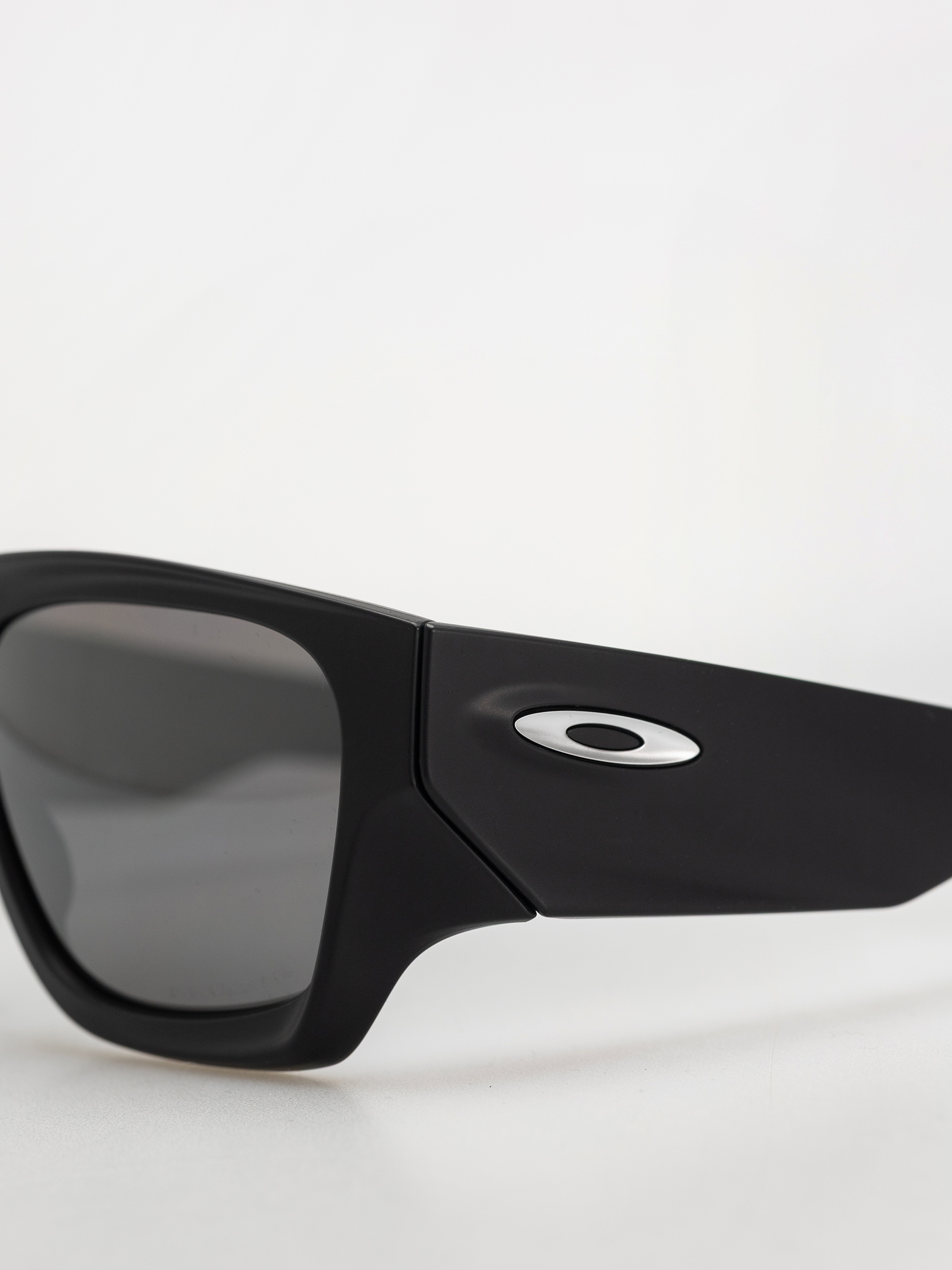 Sluneční brýle Oakley Instagator (matte black/prizm black polar)