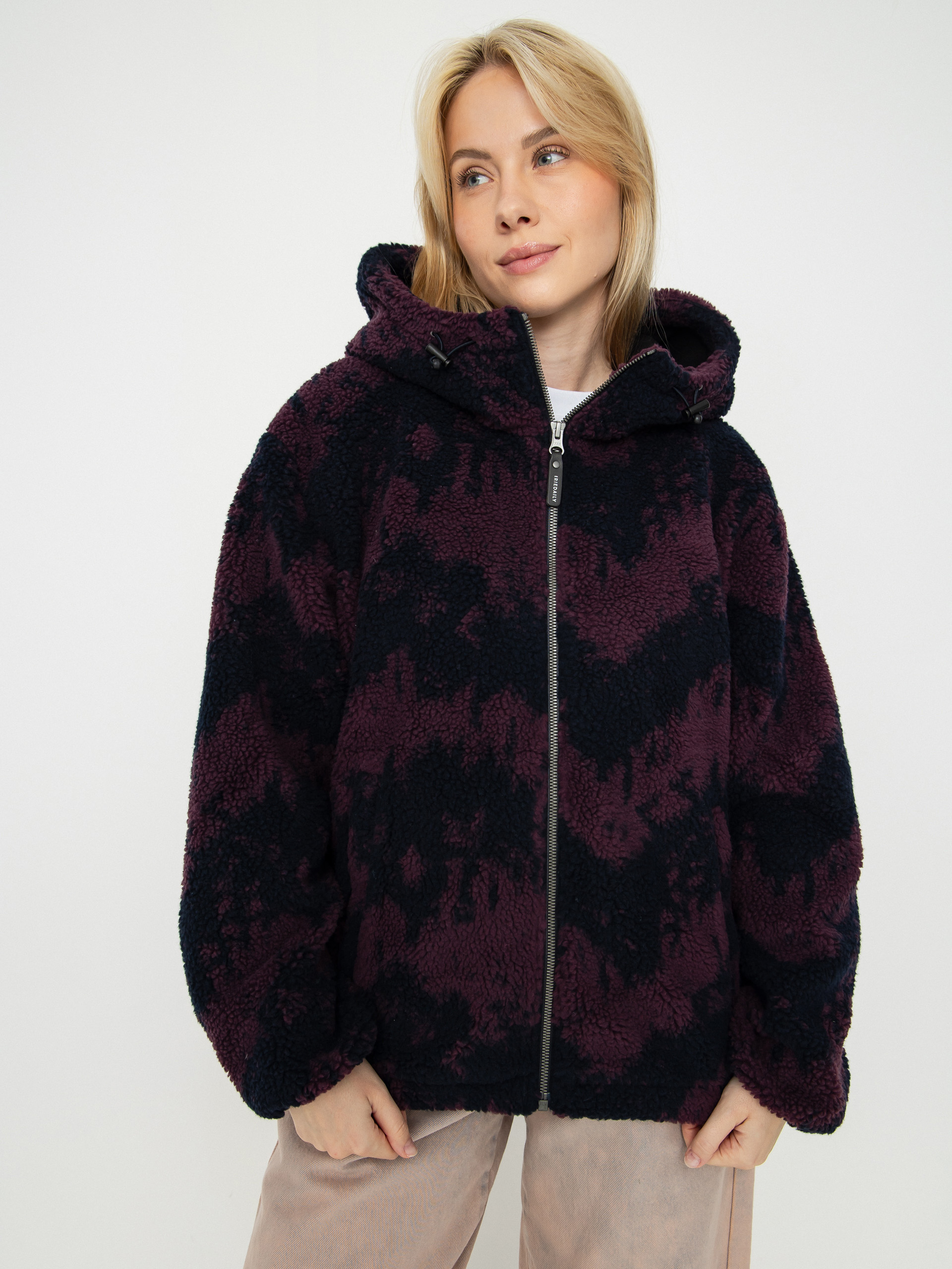 Bunda Iriedaily Pat Teddy Wmn (navy red)