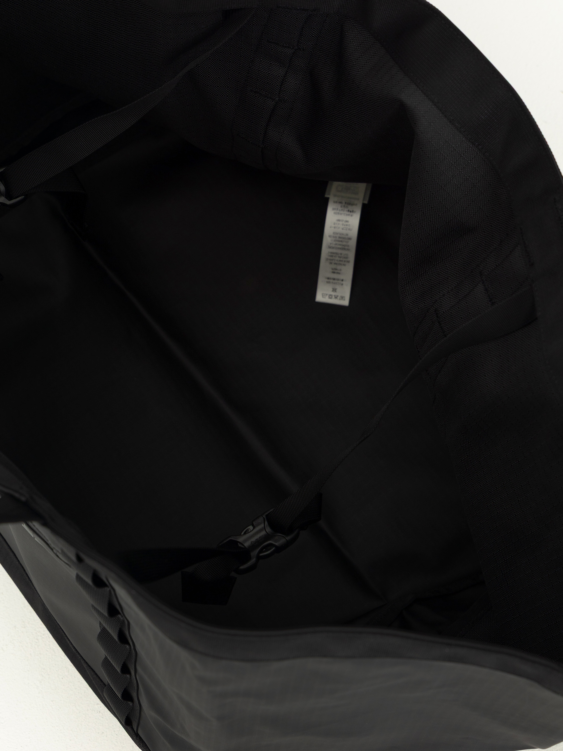 Taška Patagonia Black Hole Gear Tote (black w/black)