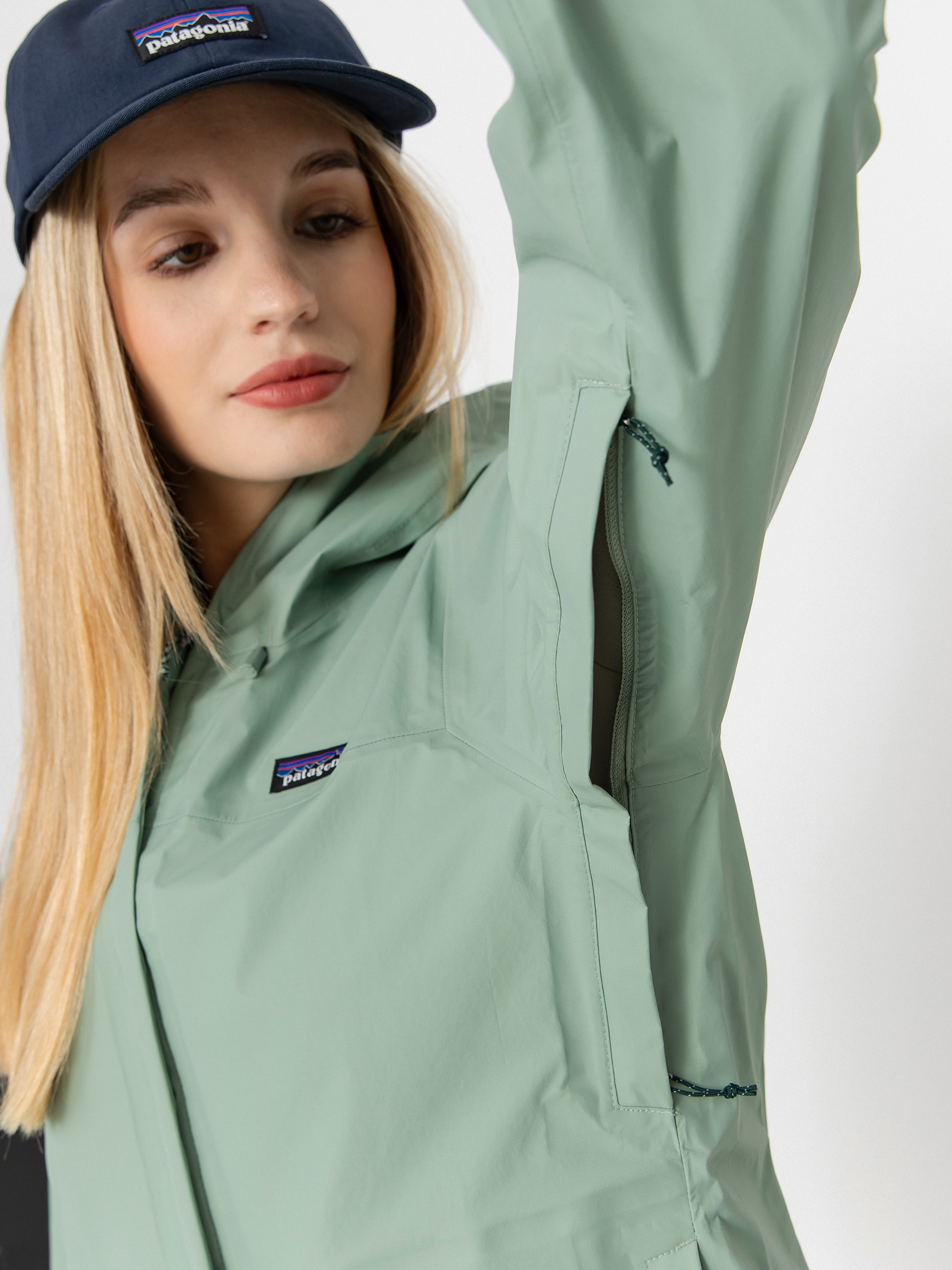 Bunda Patagonia Torrentshell 3L Wmn (ellwood green)