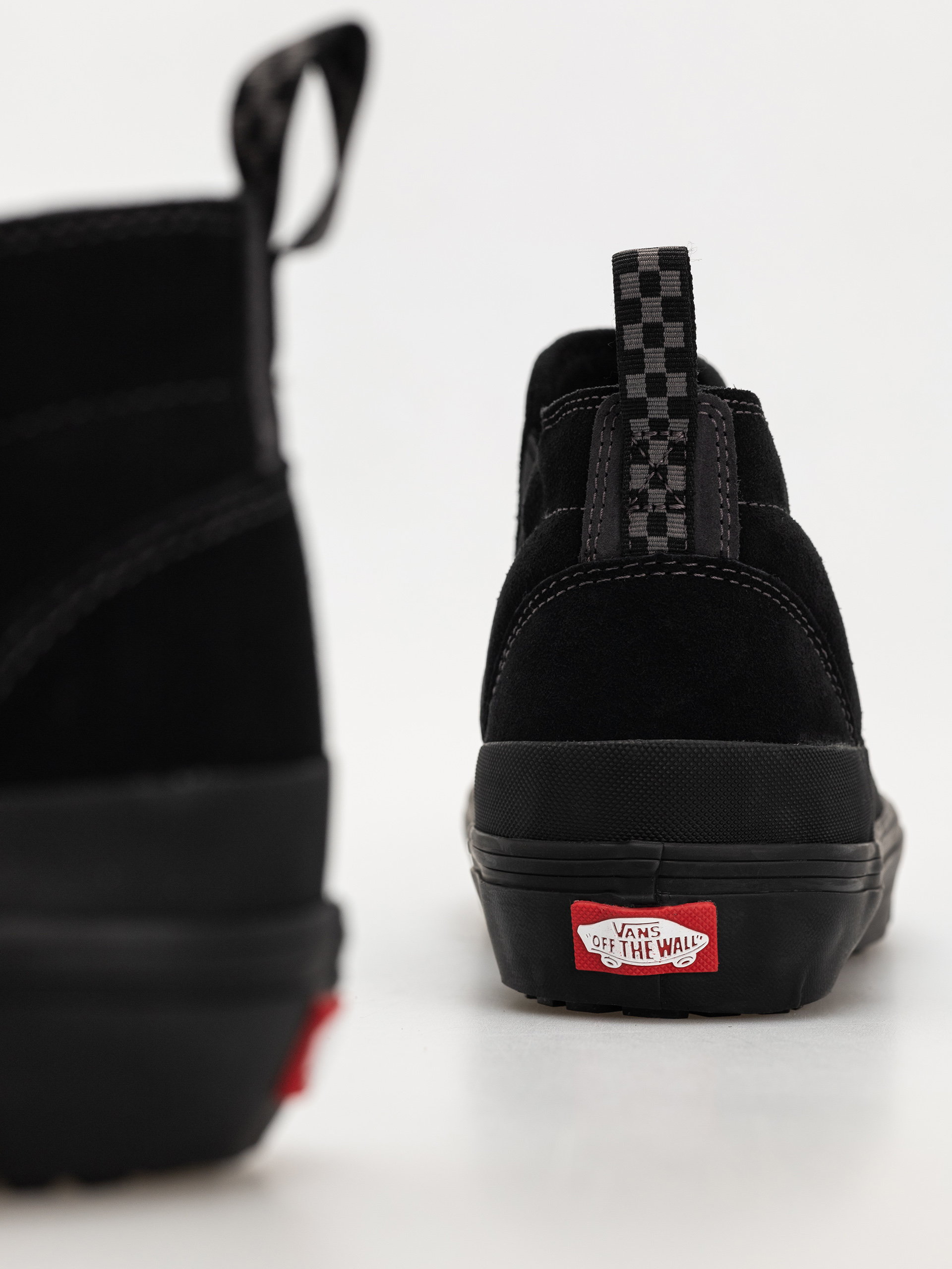 Boty Vans Mte Mid Slip Insulated (black)