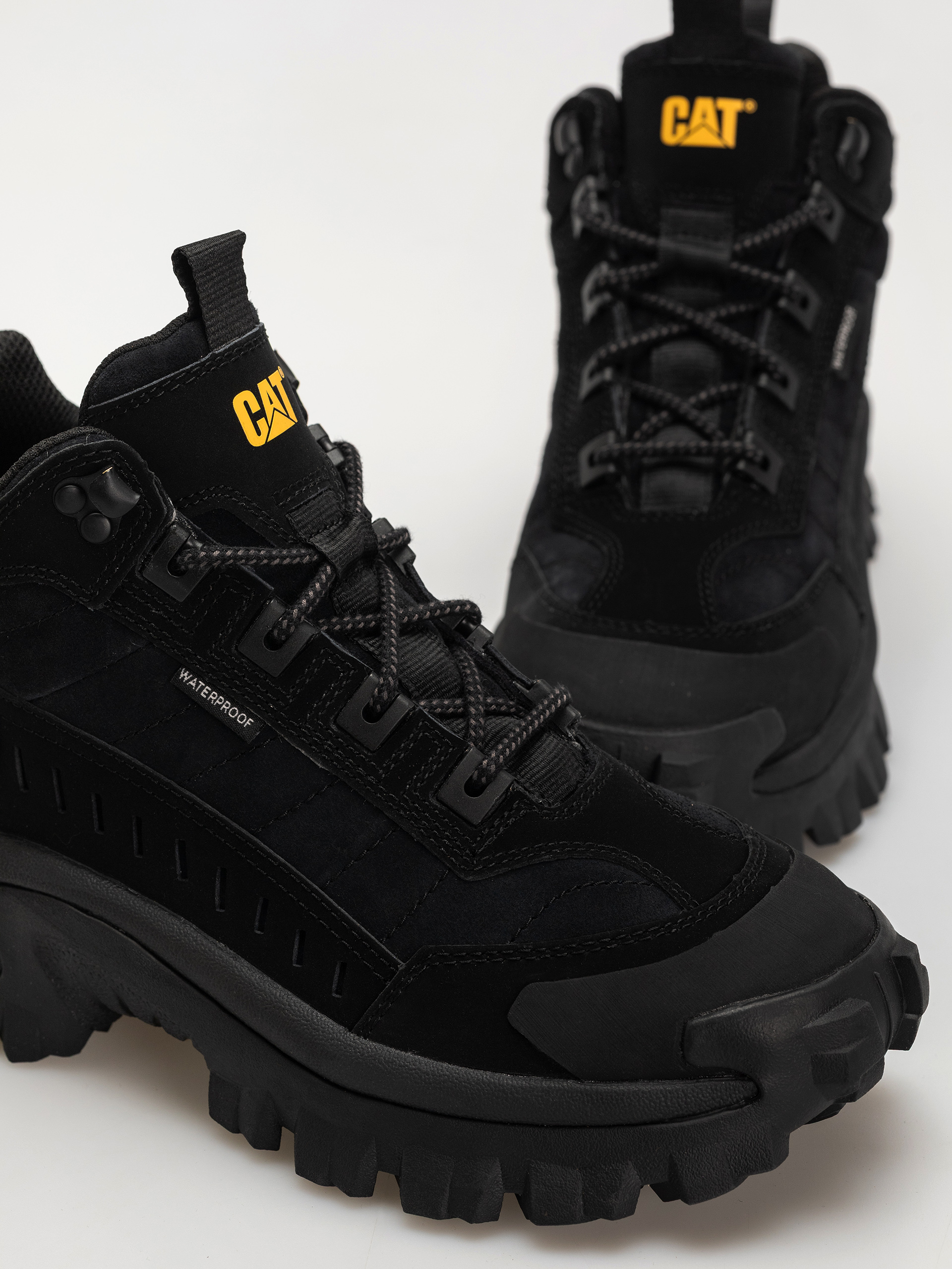 Zimní boty Caterpillar Intruder Mid Wp (black)