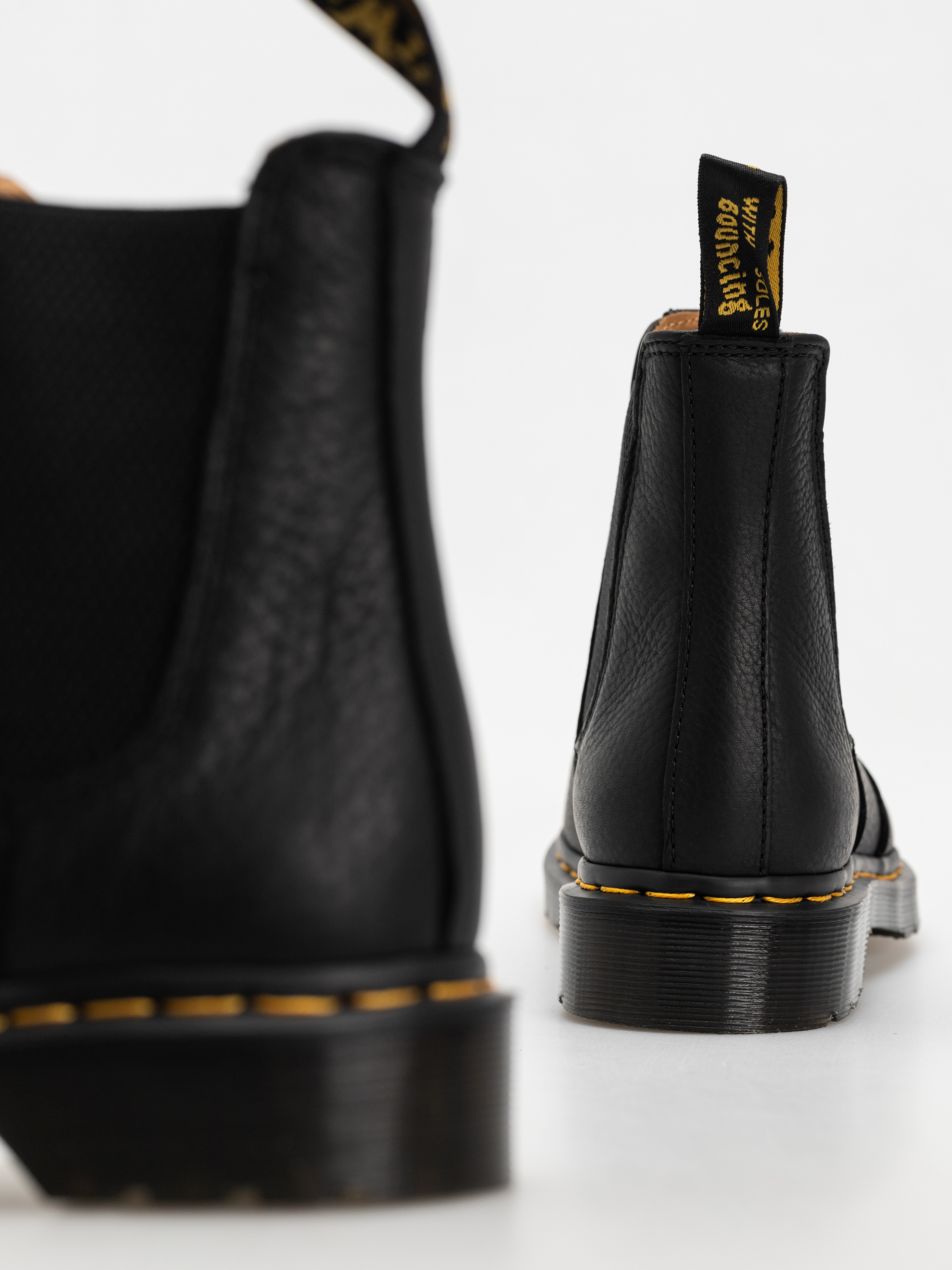 Boty Dr. Martens 2976 Chelsea (black ambassador)