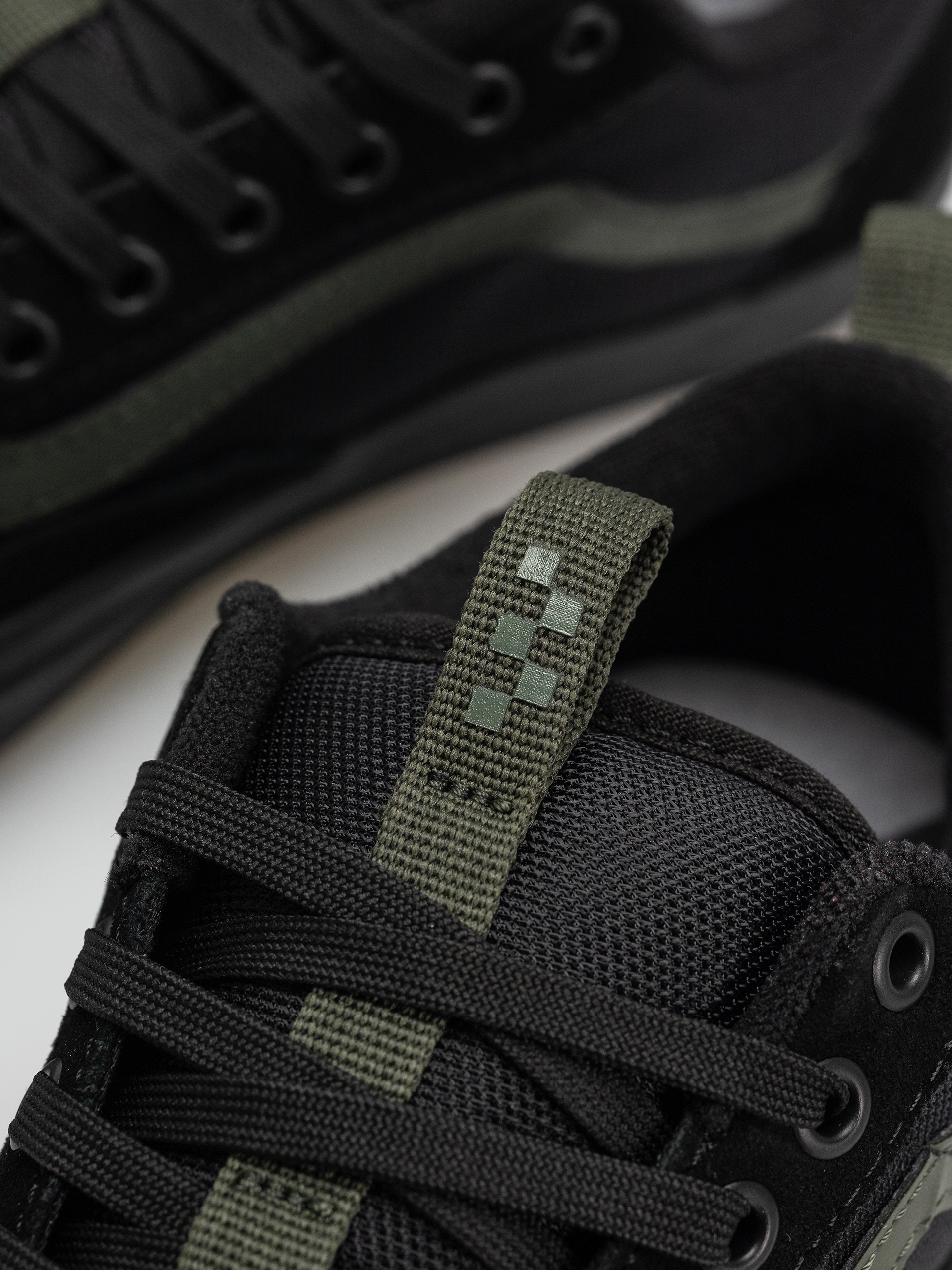 Boty Vans Skate Old Skool 36 + (atiba black/dark green)