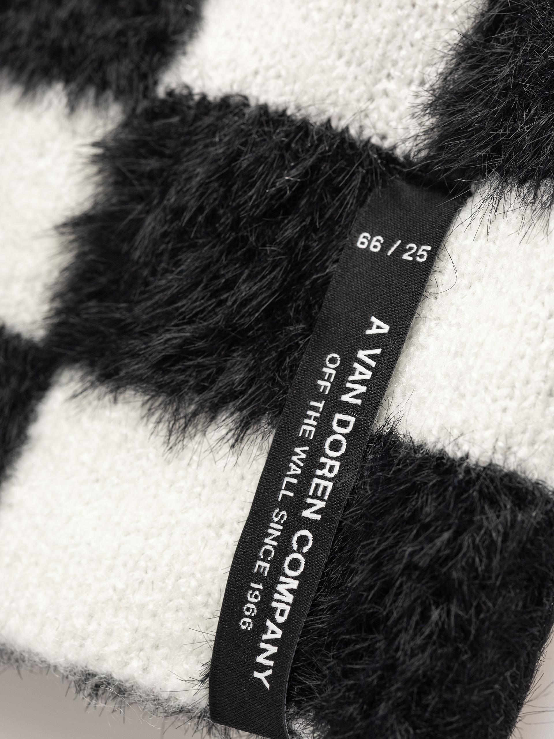 Čepice Vans Plaimor (black/white)