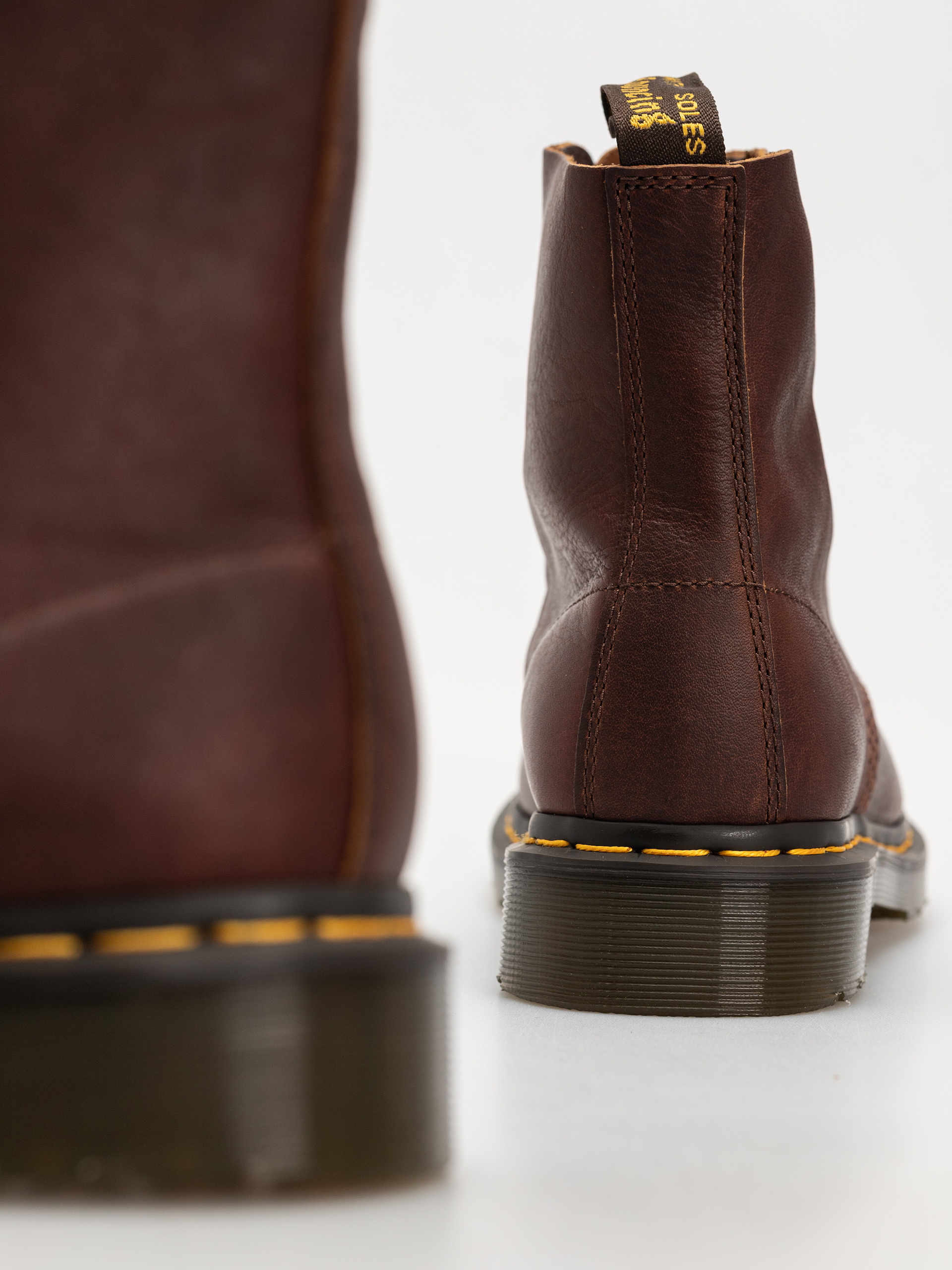 Boty Dr. Martens 1460 (cashew ambassador)