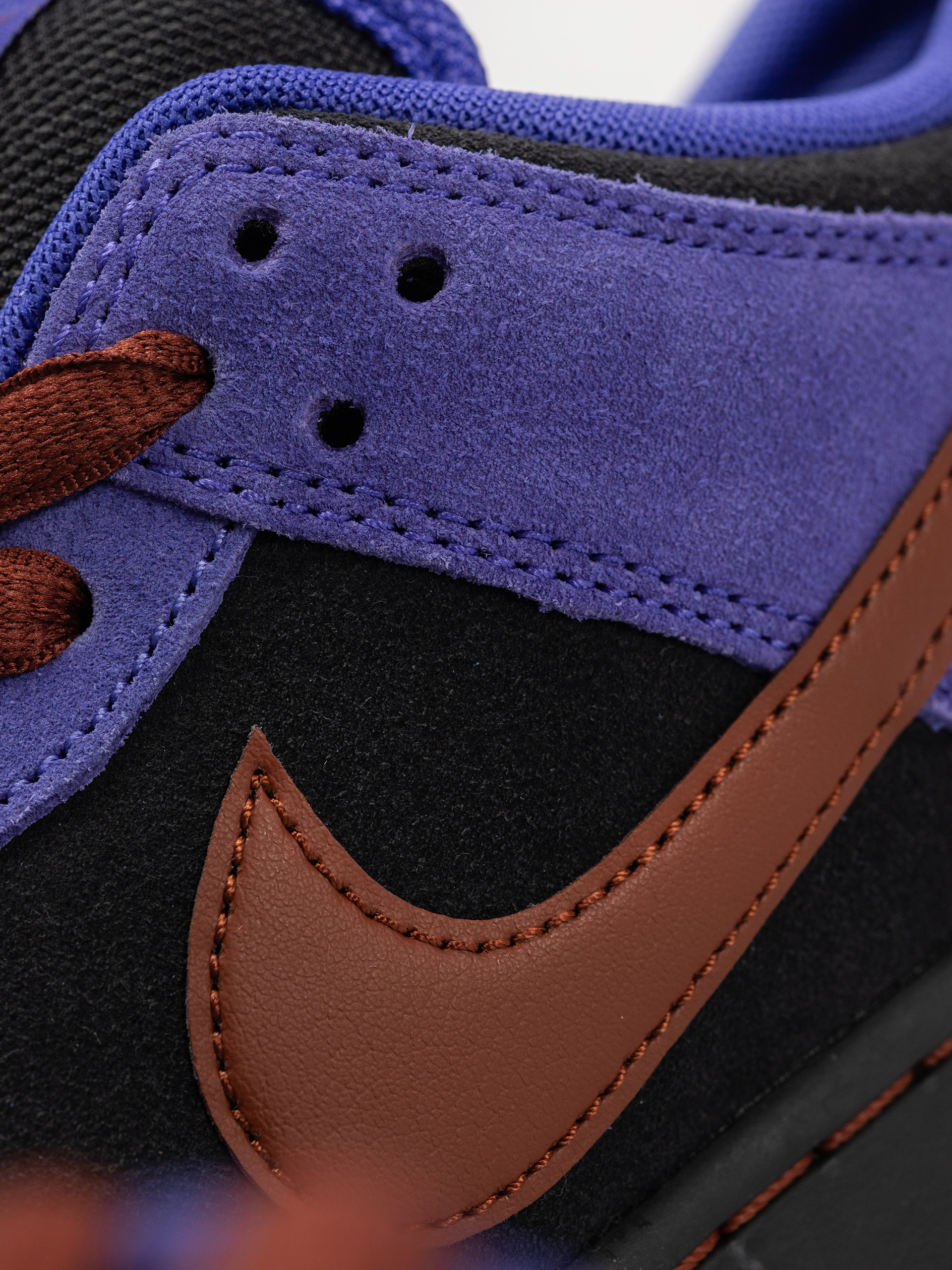 Boty Nike SB Dunk Low Pro (persian violet/cinnamon off noir)