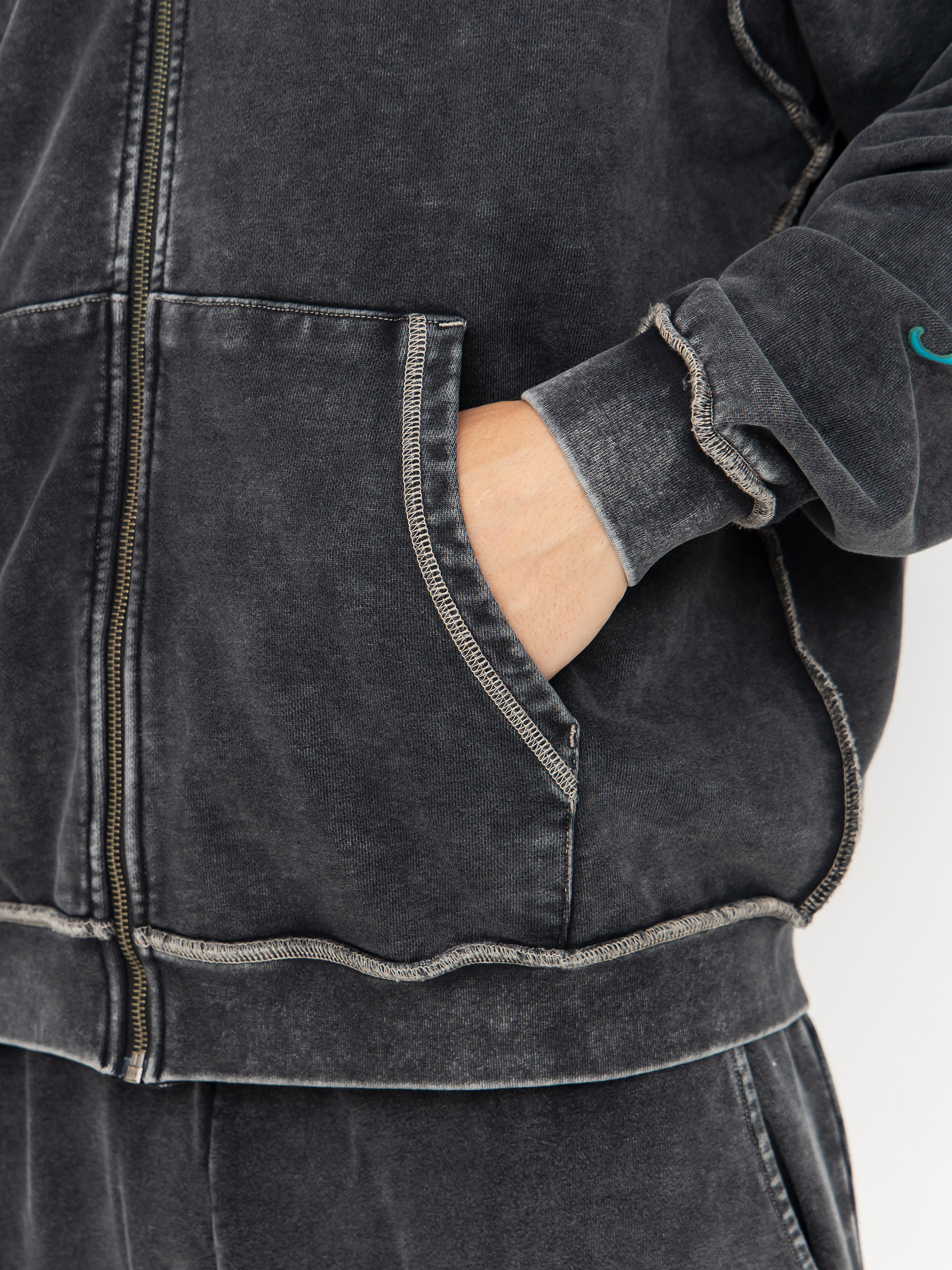 Mikina s kapucí RipNDip Squabble Up HD (black vintage wash)