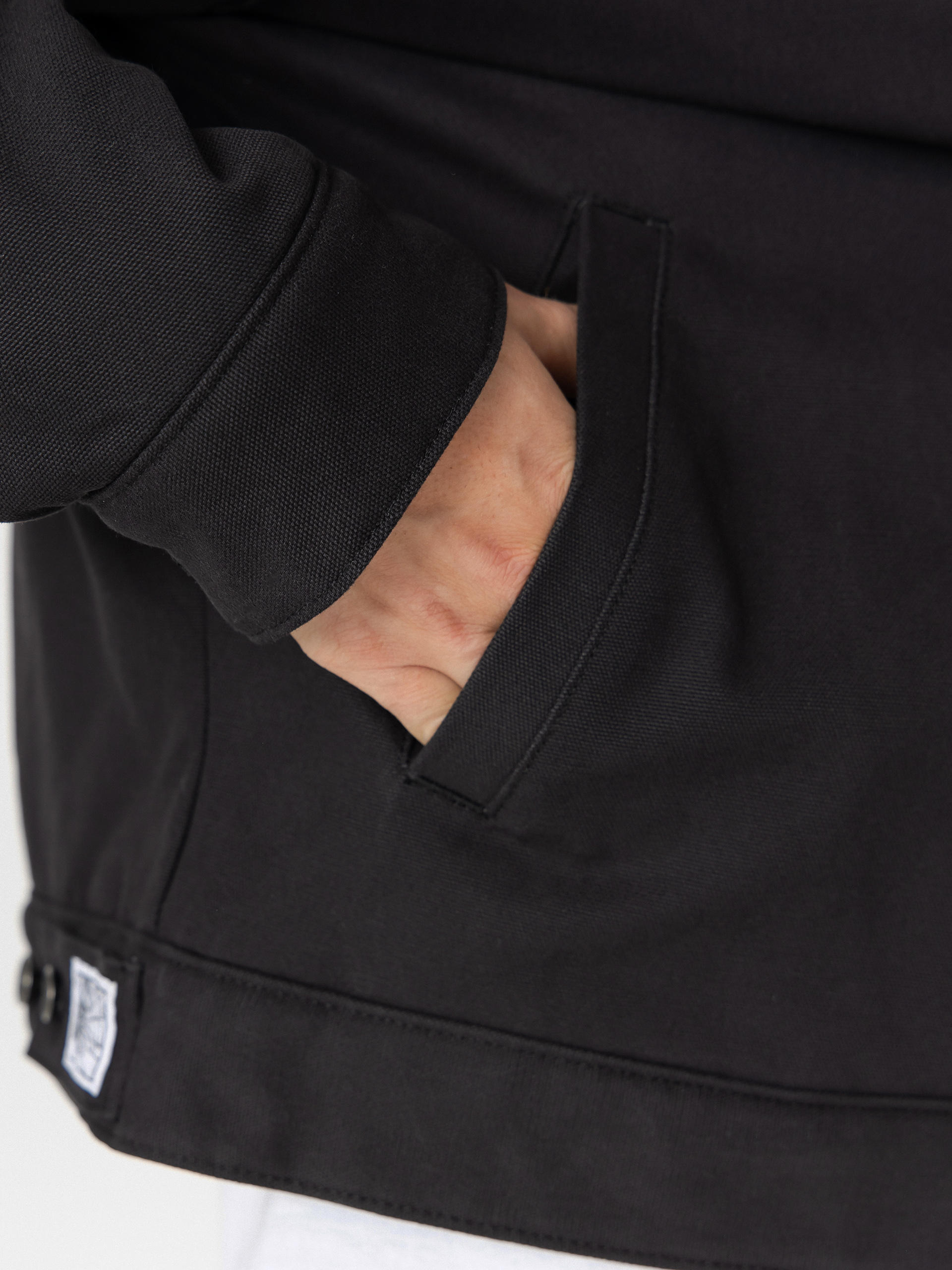 Bunda Vans Raw Instinct (black)