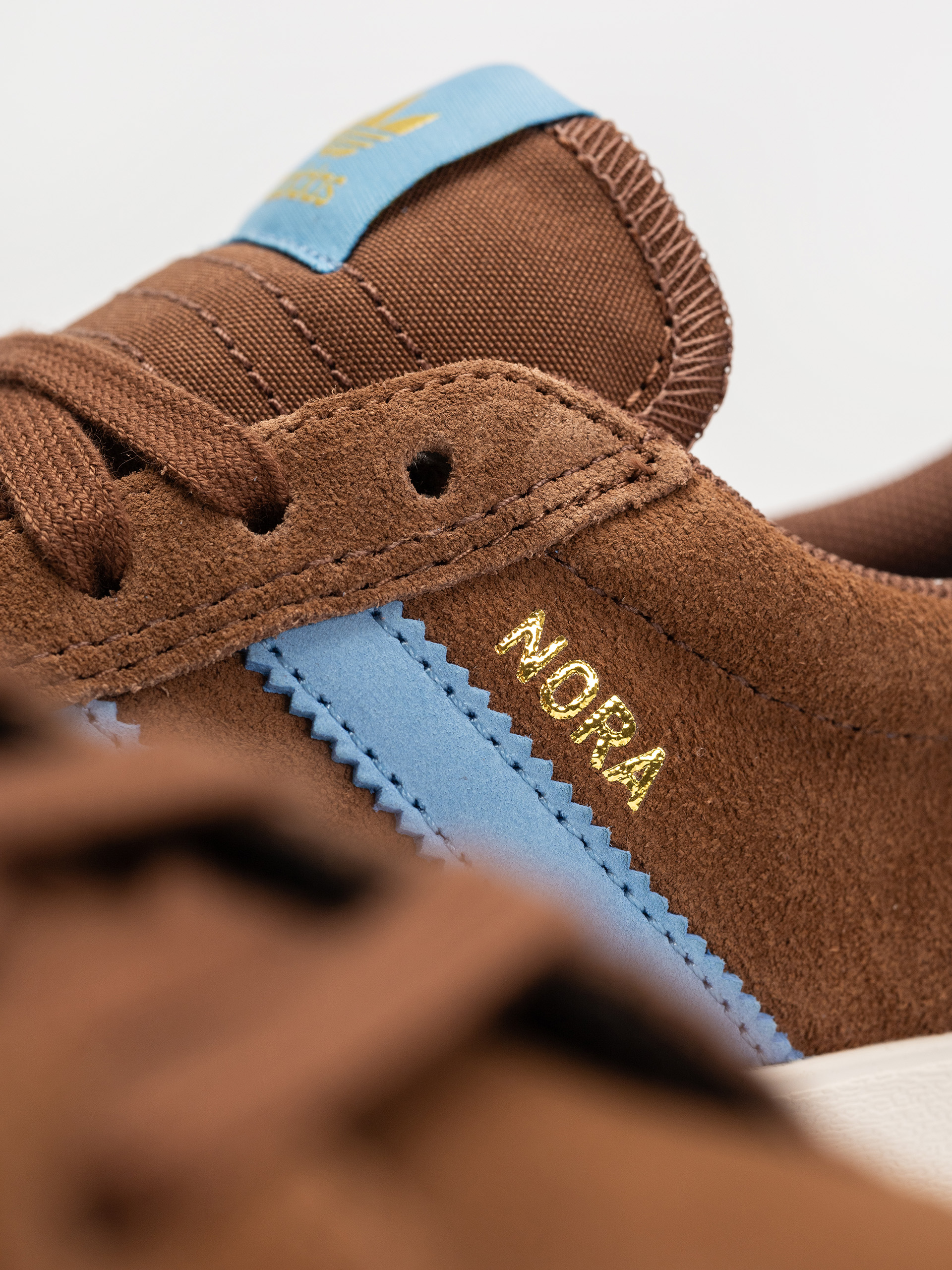 Boty adidas Nora (prebrn/ltblue/gum4)