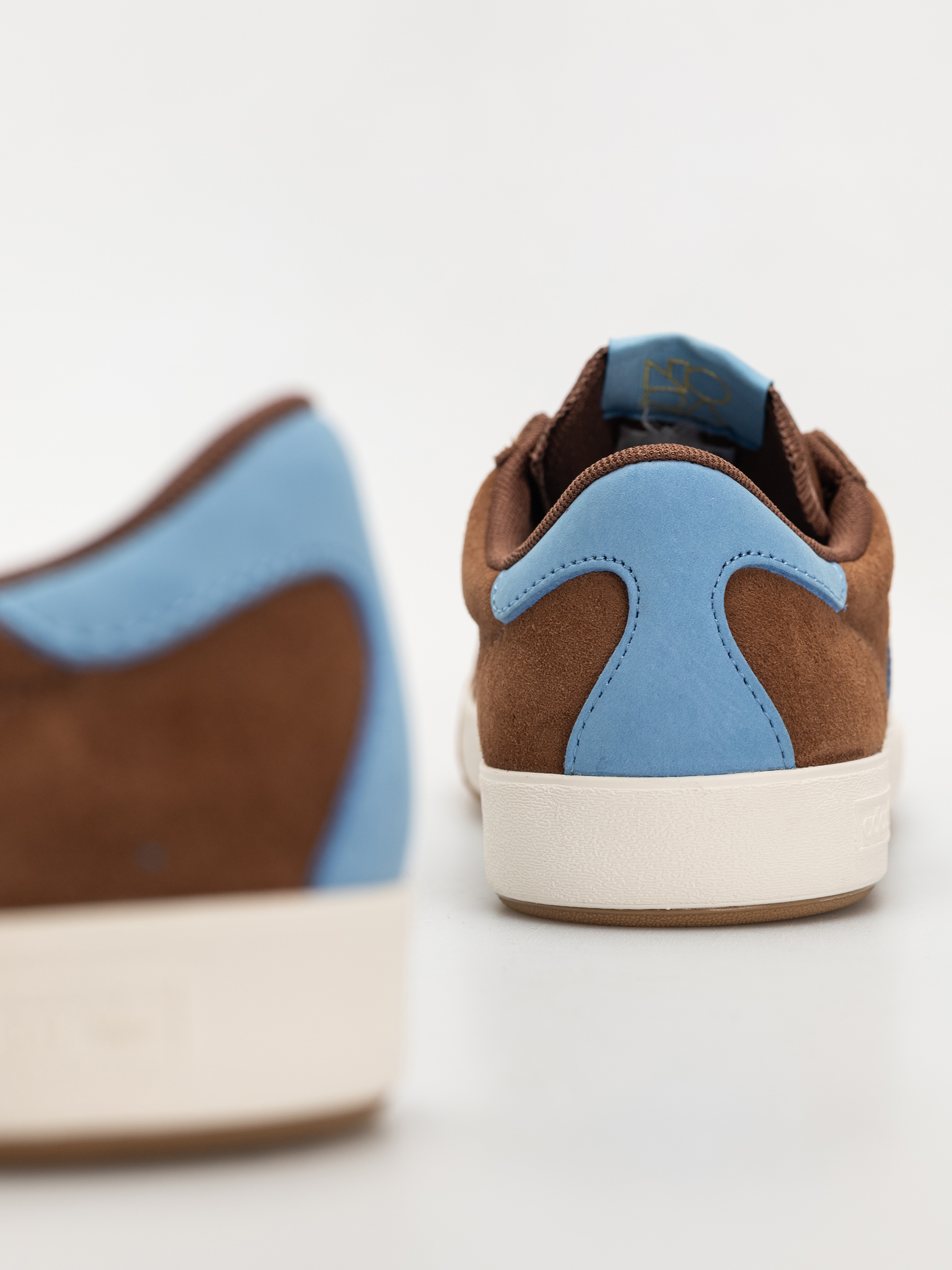 Boty adidas Nora (prebrn/ltblue/gum4)